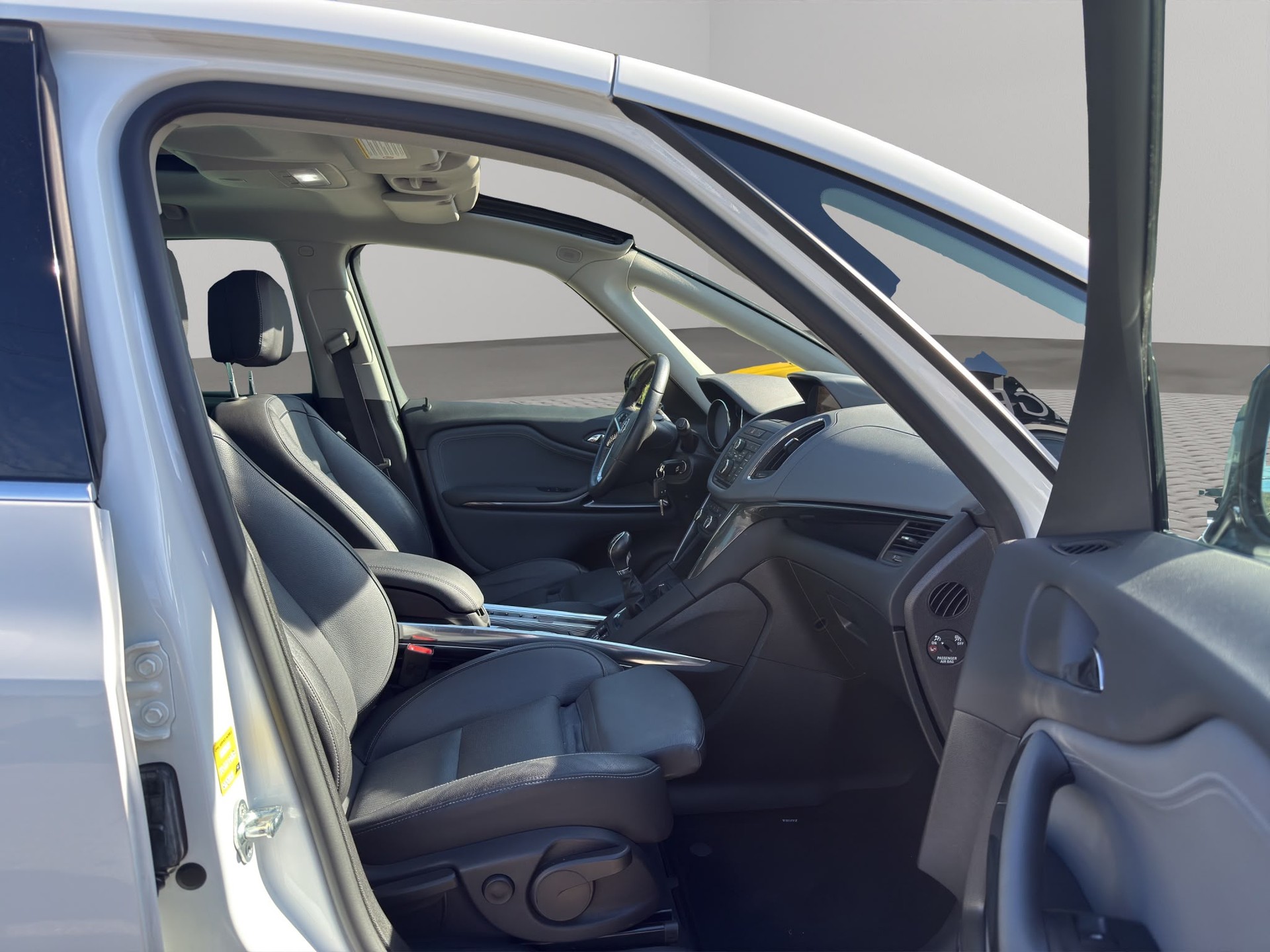 OPEL Zafira Tourer 2.0 CDTi BiTurbo Cosmo-image-12