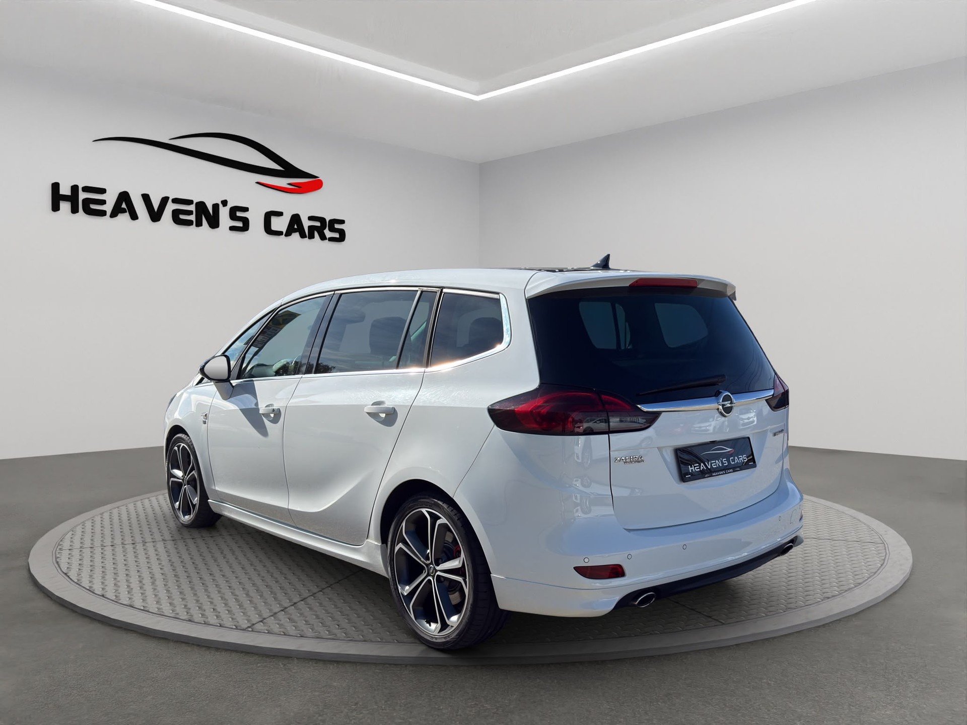 OPEL Zafira Tourer 2.0 CDTi BiTurbo Cosmo-image-3