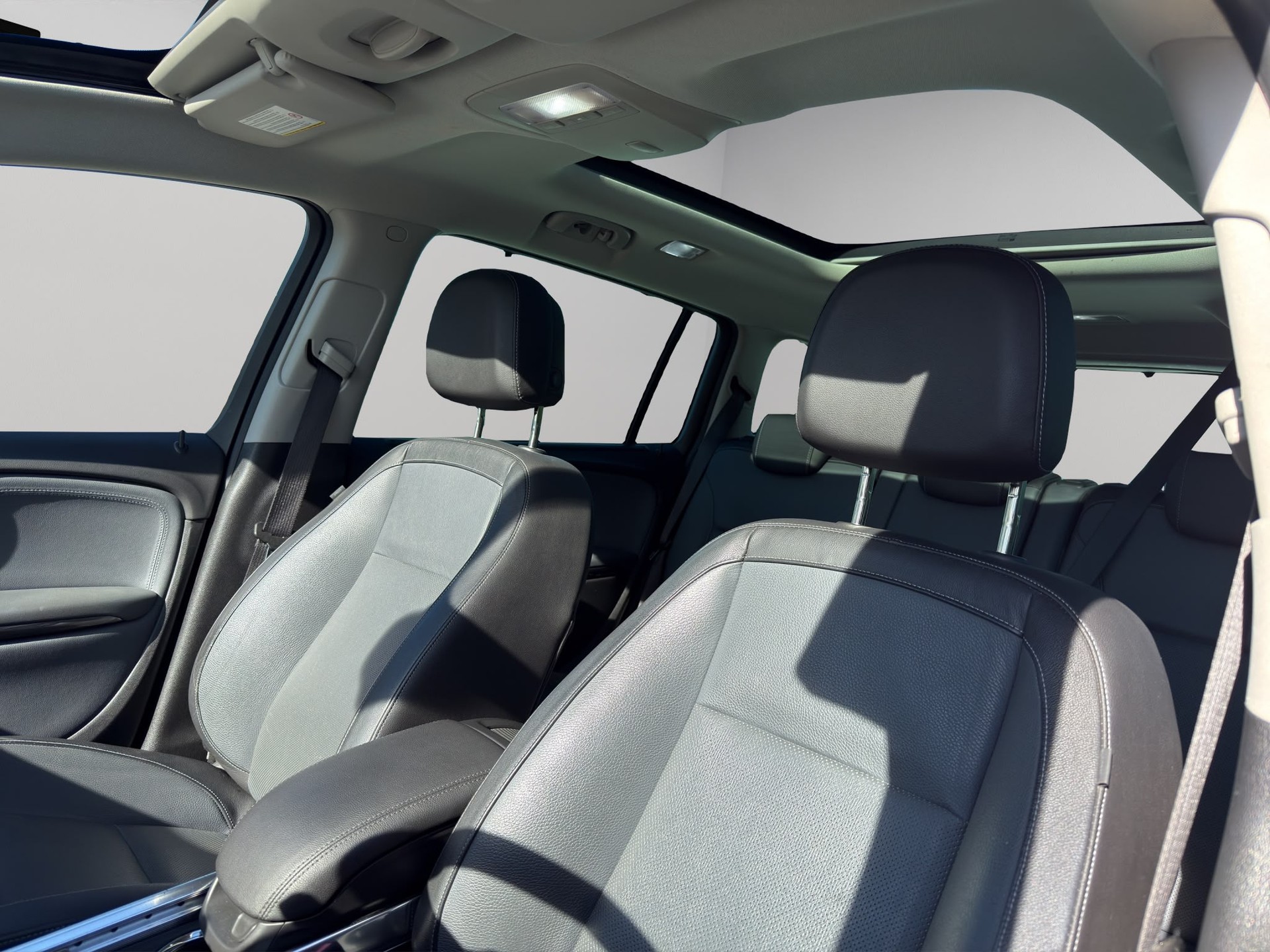 OPEL Zafira Tourer 2.0 CDTi BiTurbo Cosmo-image-15