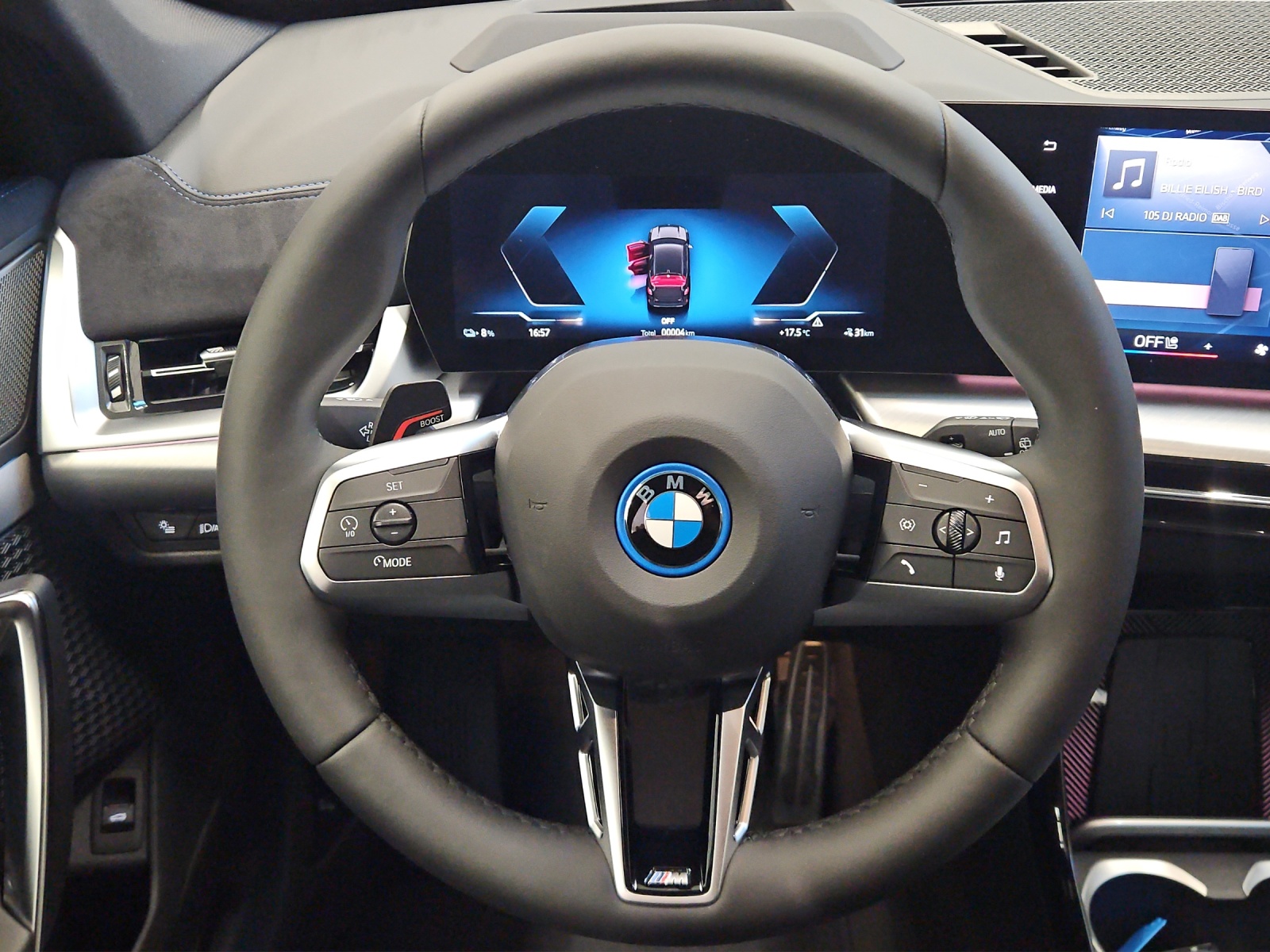 BMW iX1 xDrive 30 M Sport-image-11