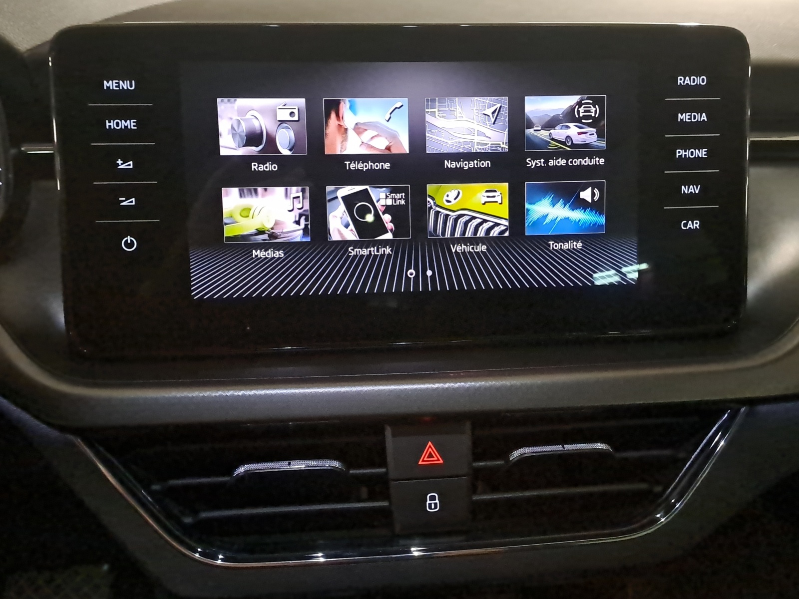 SKODA Scala 1.0 TSI Ambition DSG-image-10