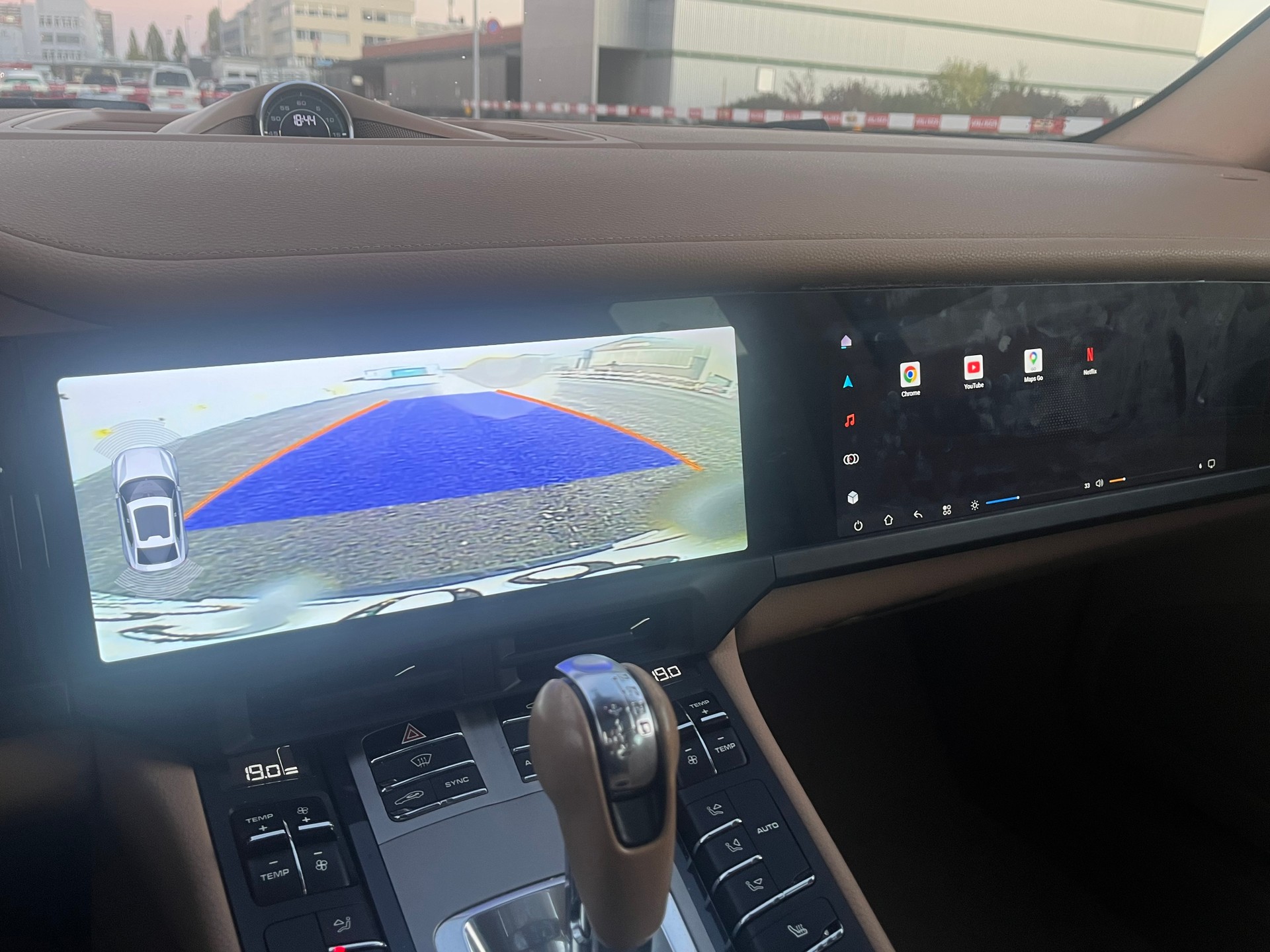PORSCHE Panamera 3.0 Diesel Tiptronic-image-12