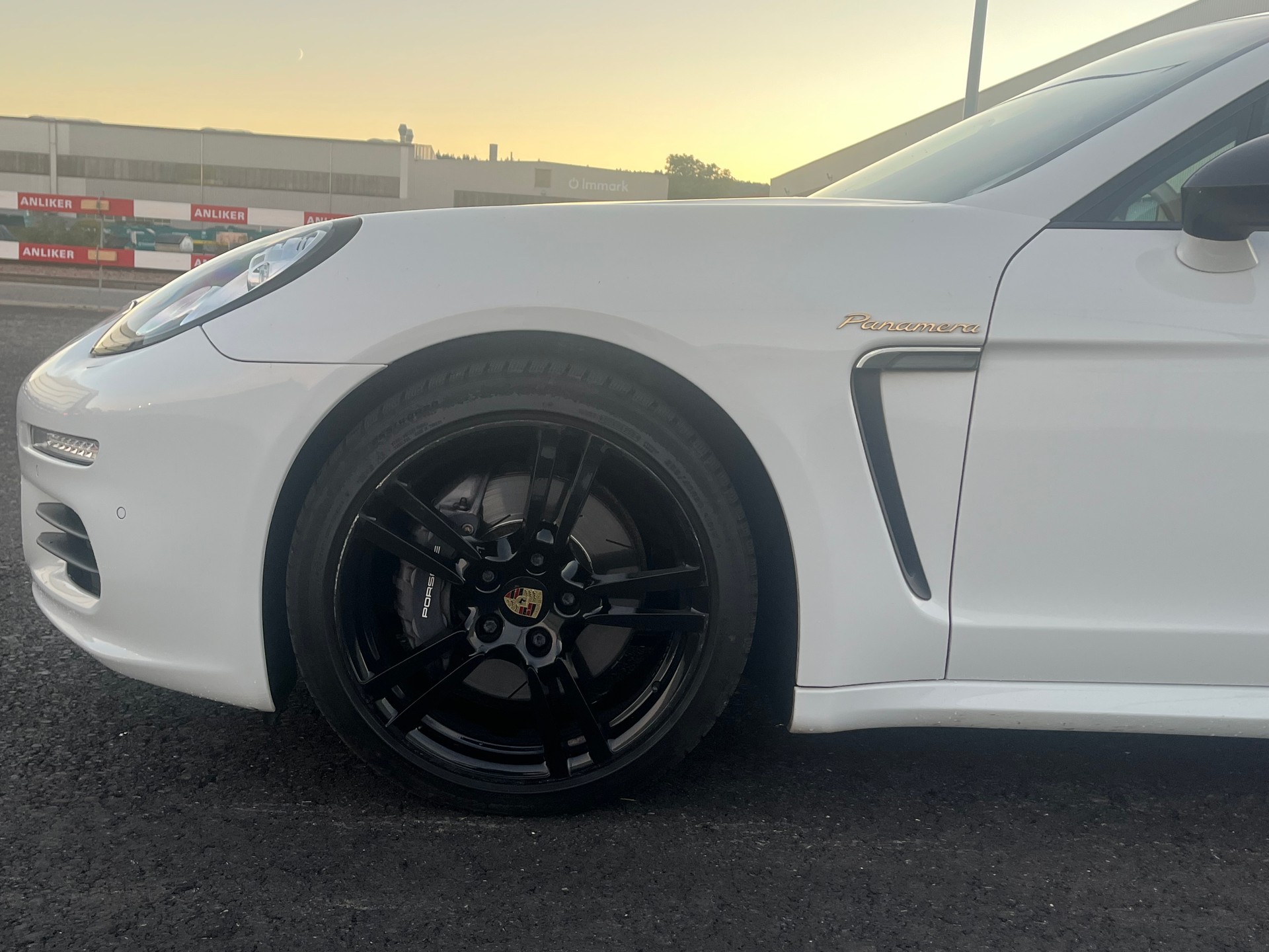 PORSCHE Panamera 3.0 Diesel Tiptronic-image-4