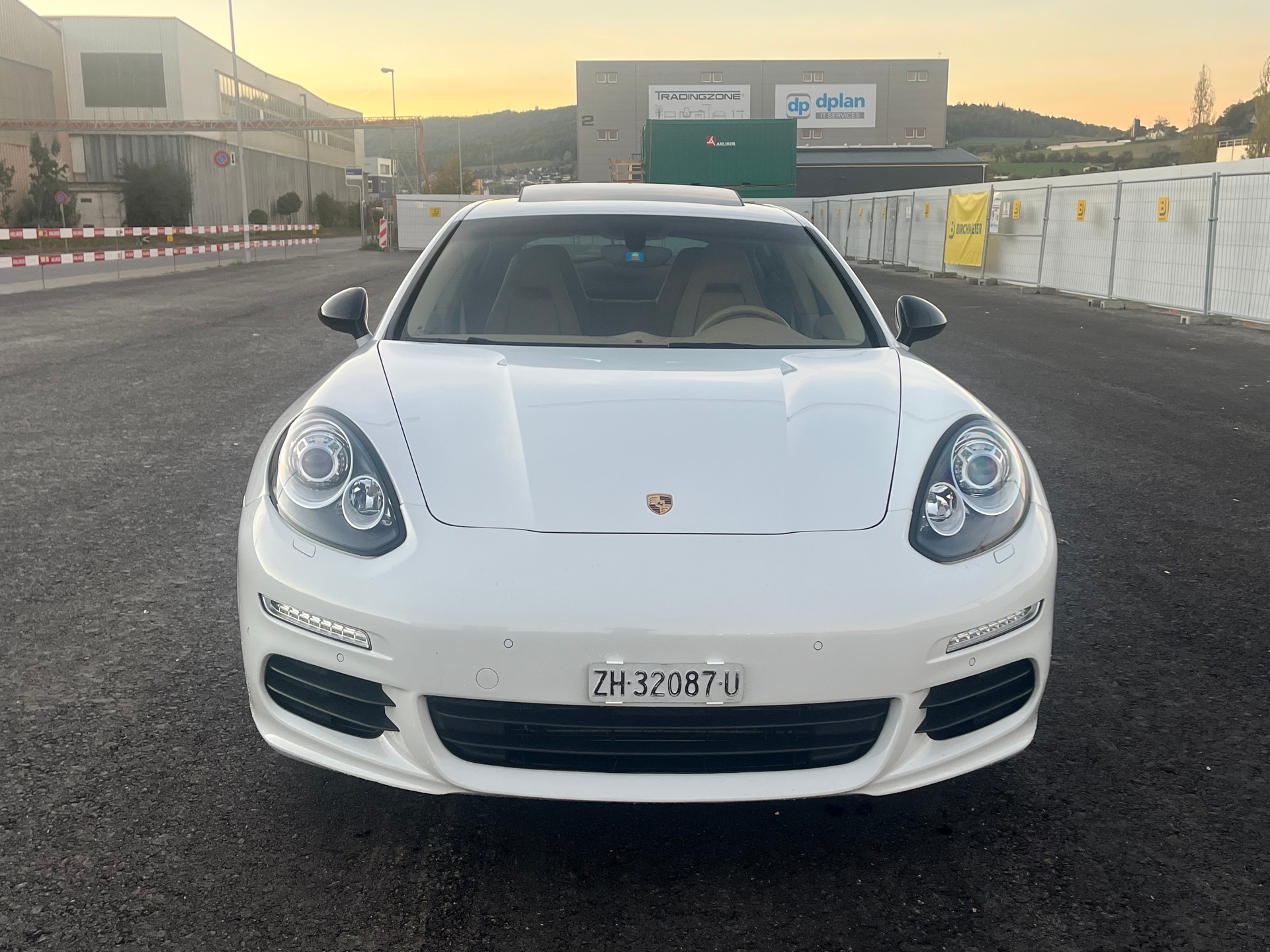 PORSCHE Panamera 3.0 Diesel Tiptronic-image-2