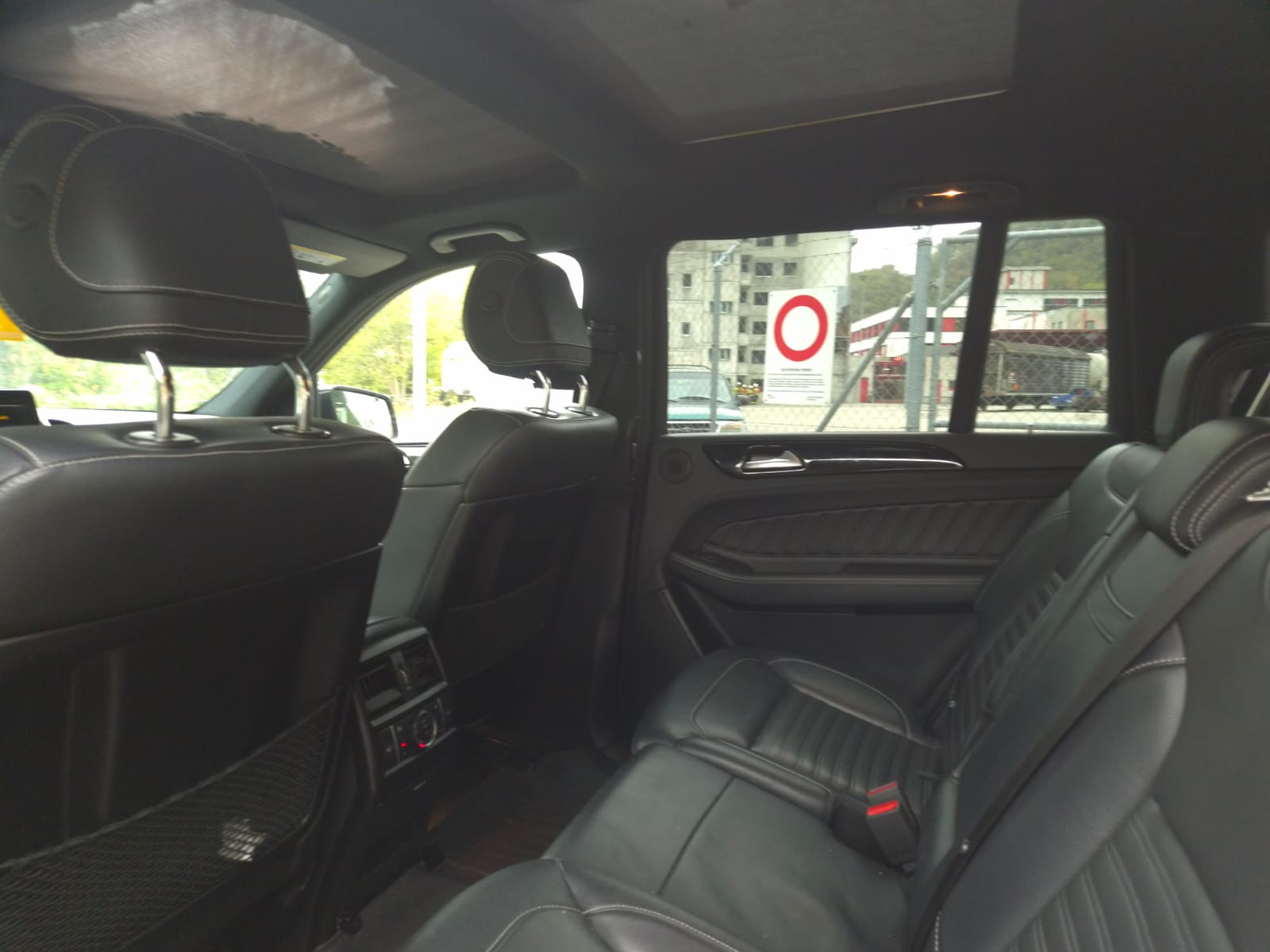 MERCEDES-BENZ GLS 350 d 4Matic 9G-TRONIC-image-14