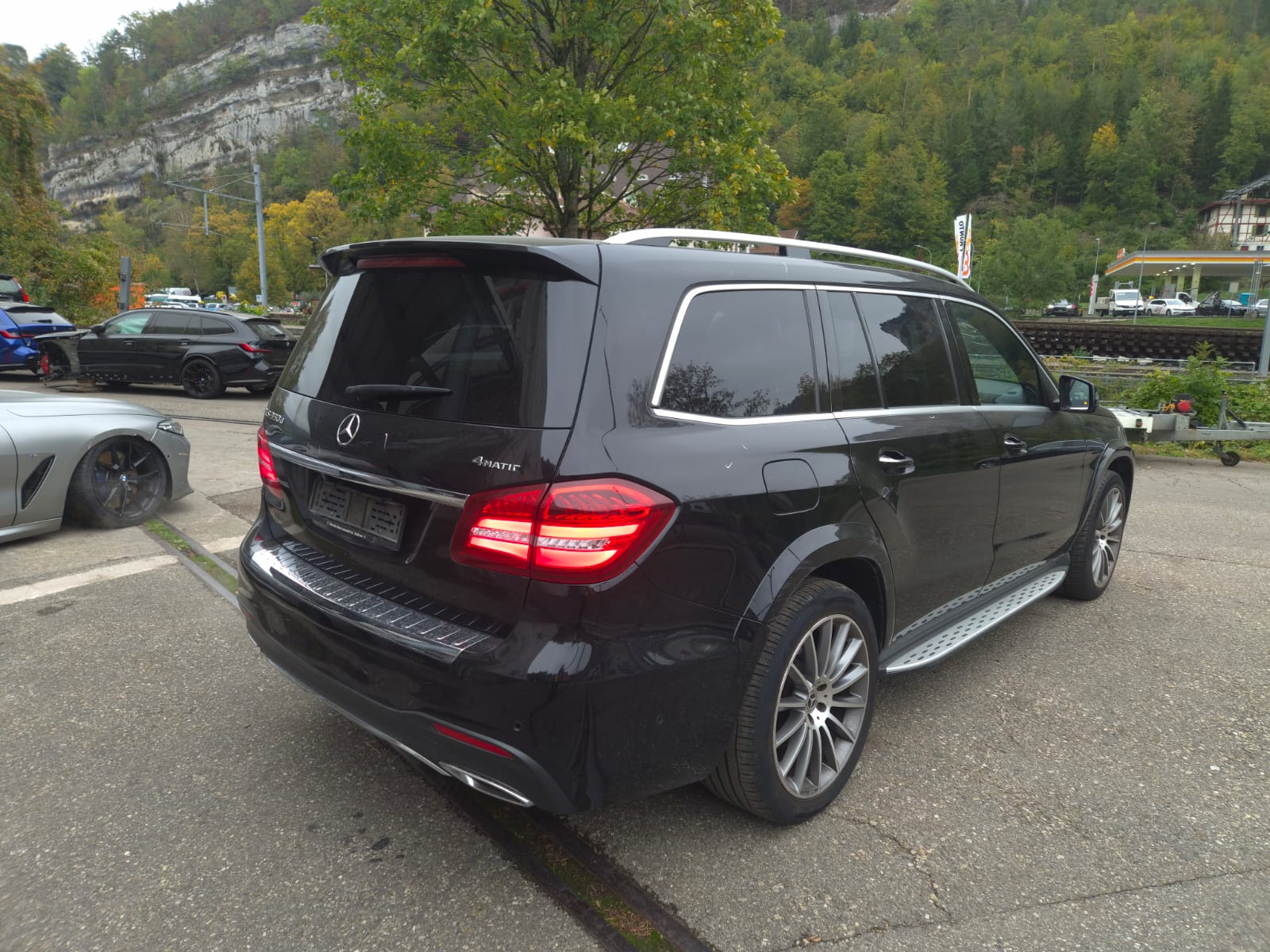 Car photo