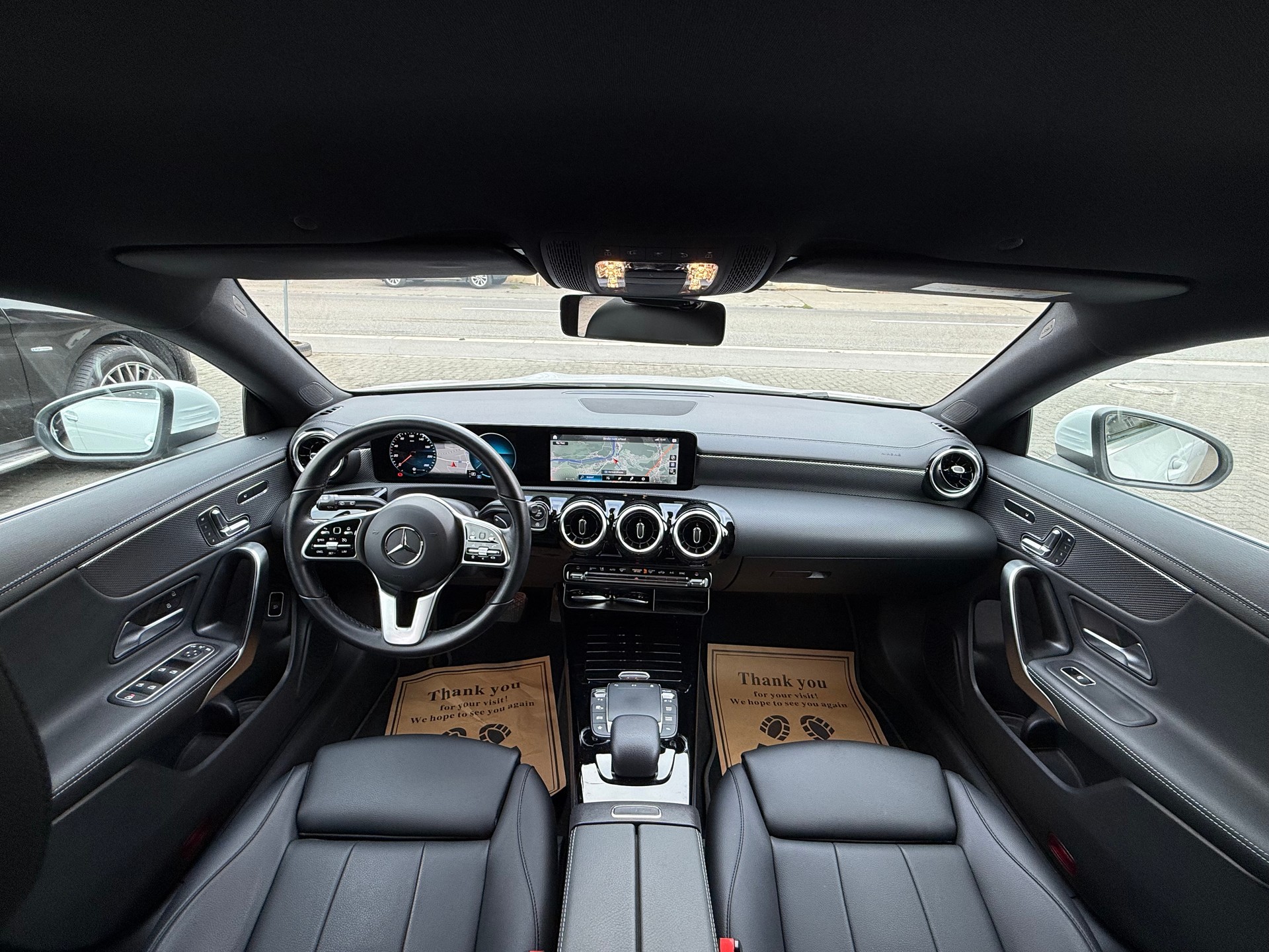 MERCEDES-BENZ CLA Shooting Brake 180 7G-DCT AMG Line-image-16