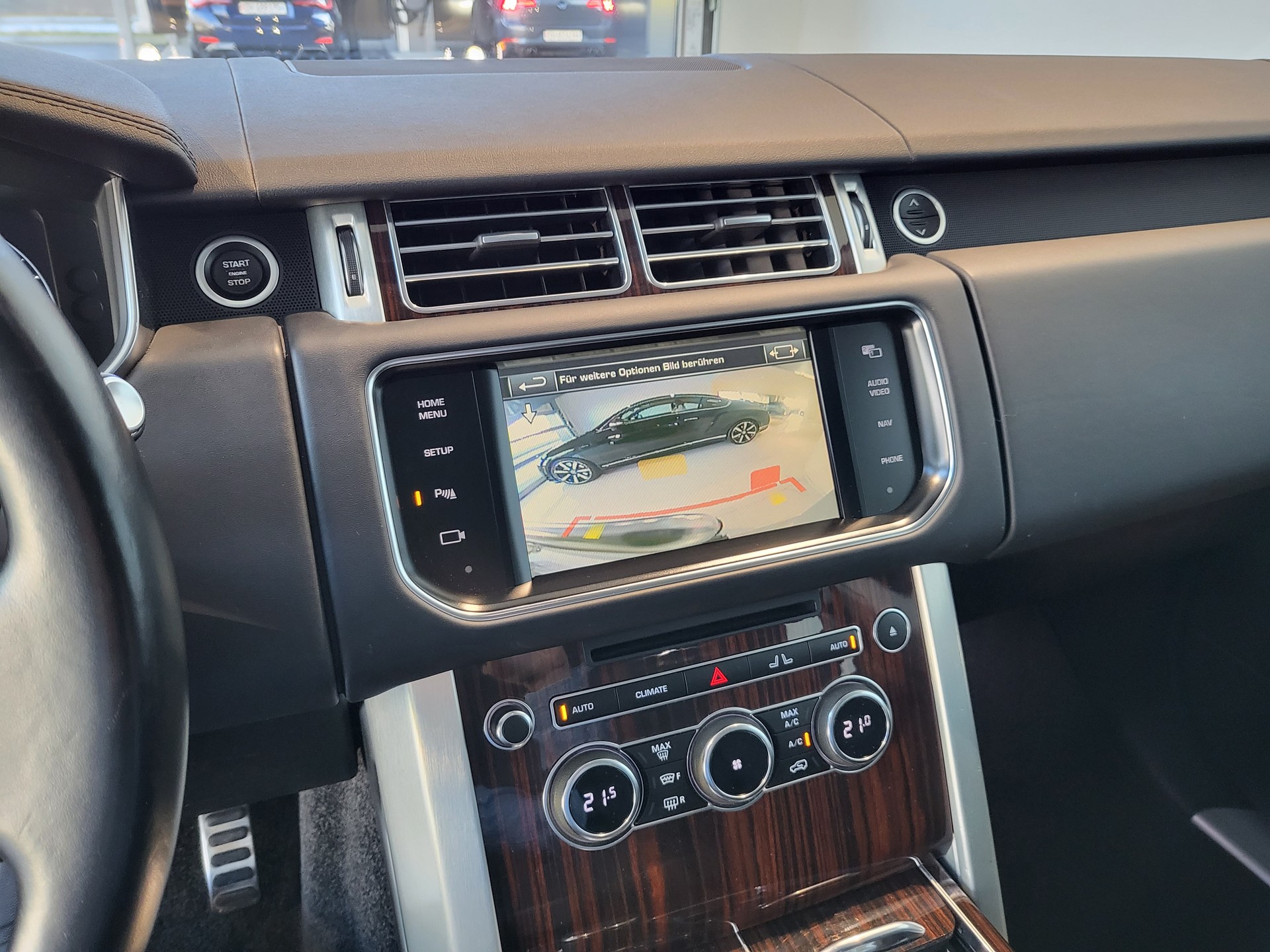 LAND ROVER Range Rover 3.0 TDV6 Vogue Automatic-image-8