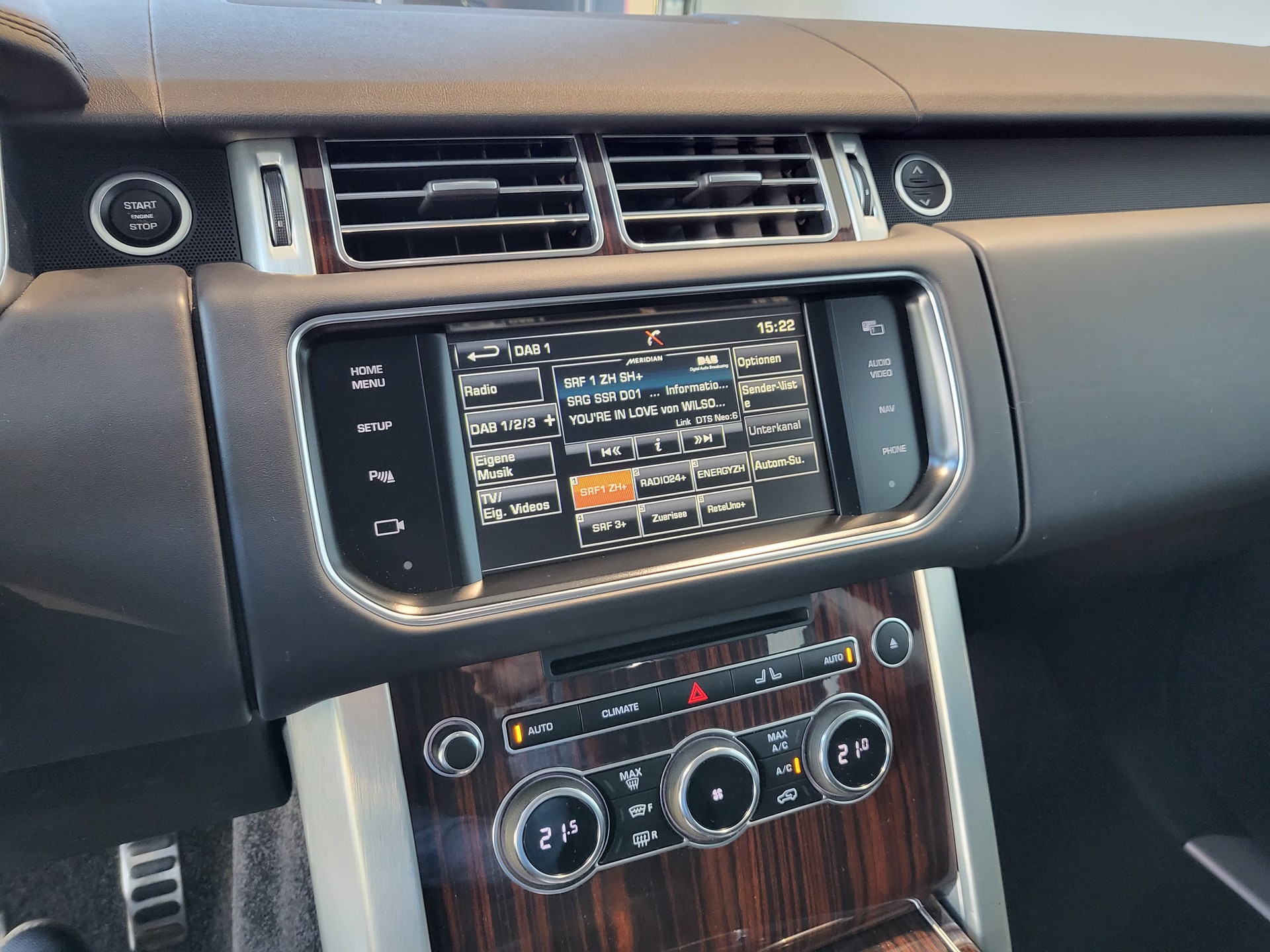 LAND ROVER Range Rover 3.0 TDV6 Vogue Automatic-image-9