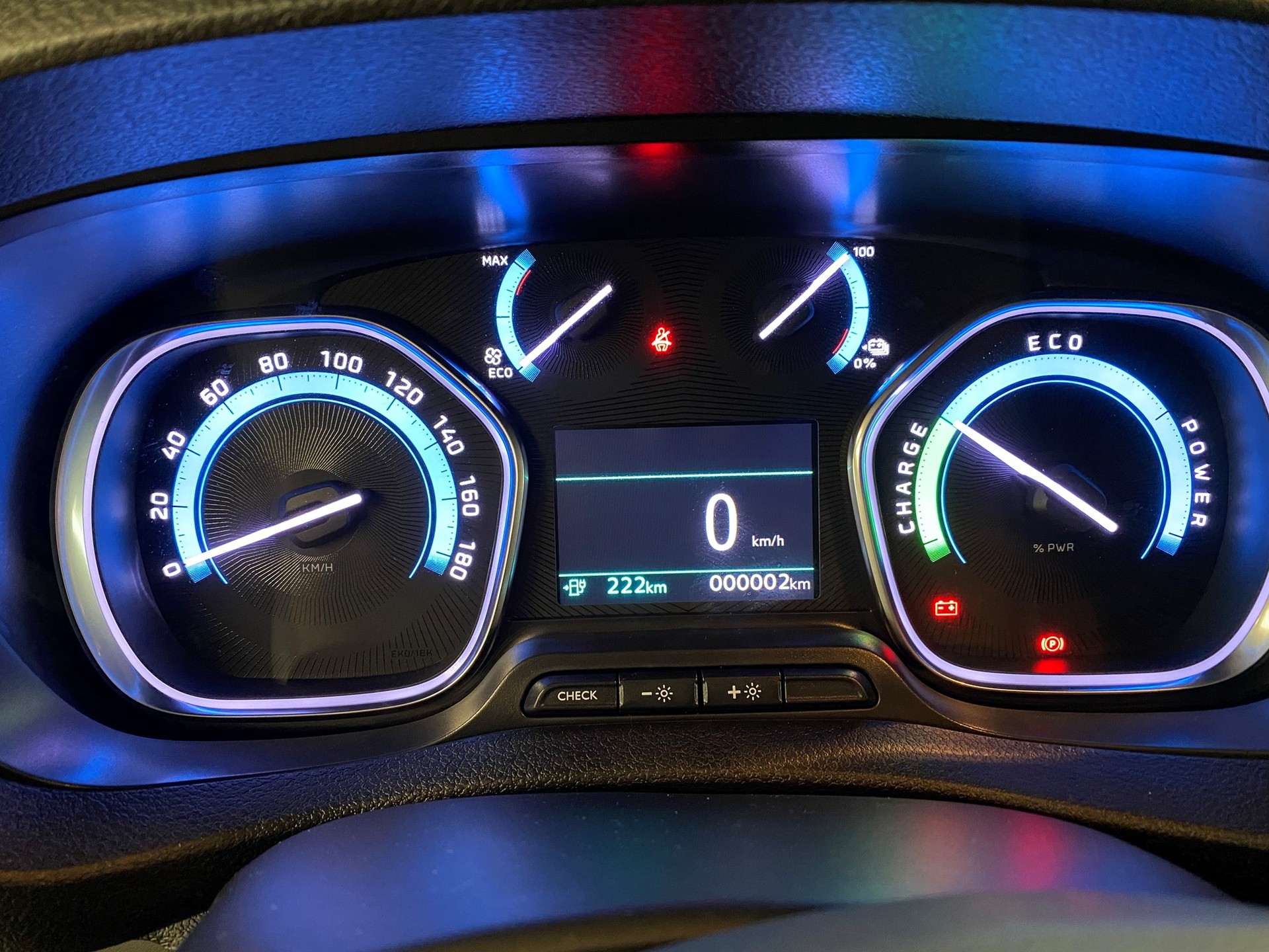 OPEL Vivaro Cargo-e 50 kWh M-image-6