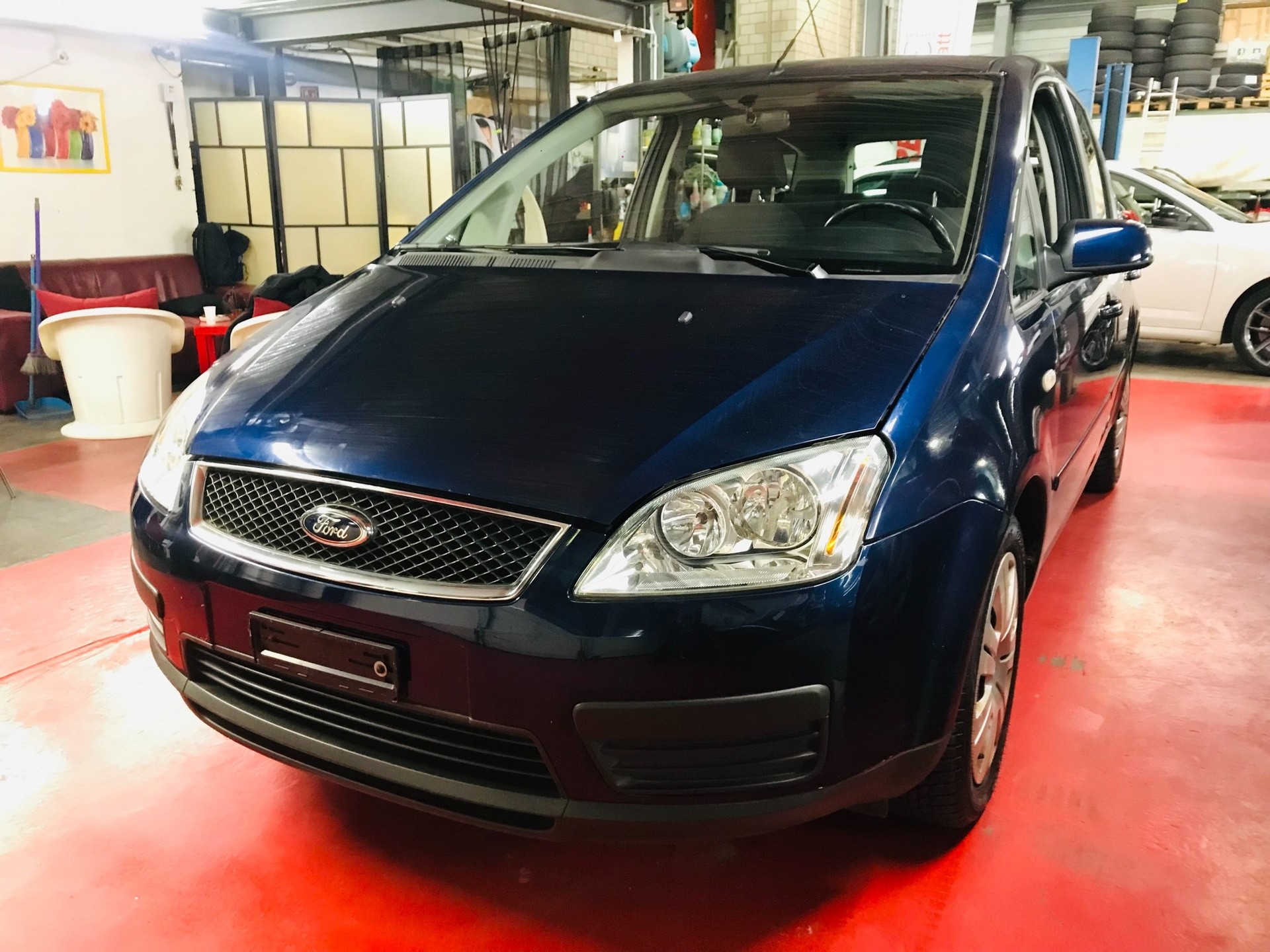 FORD Focus C-Max 1.6 Ti-VCT Ambiente-image-0