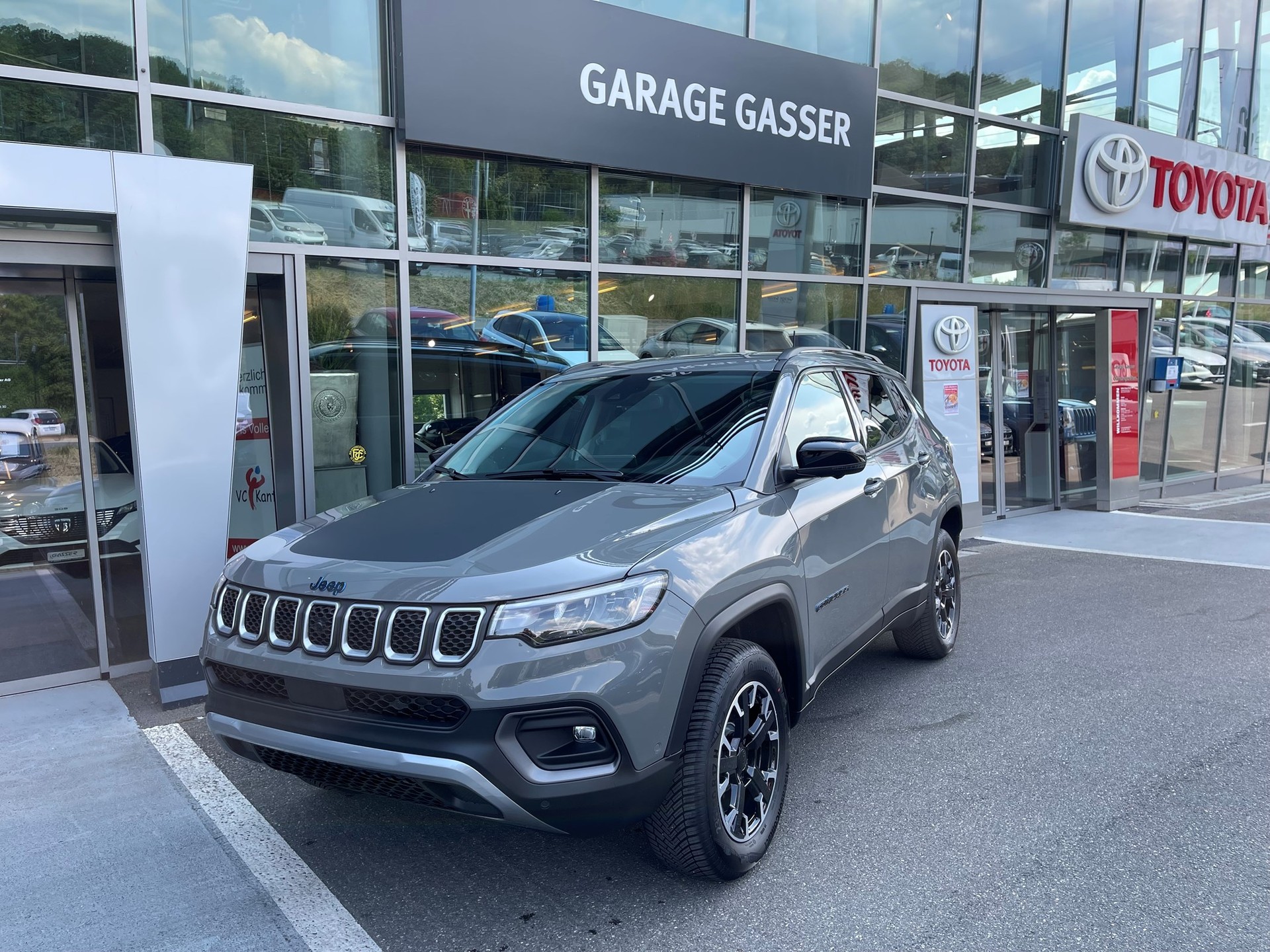JEEP Compass 1.3 T PHEV T SOFT OUTDOOR-image-0