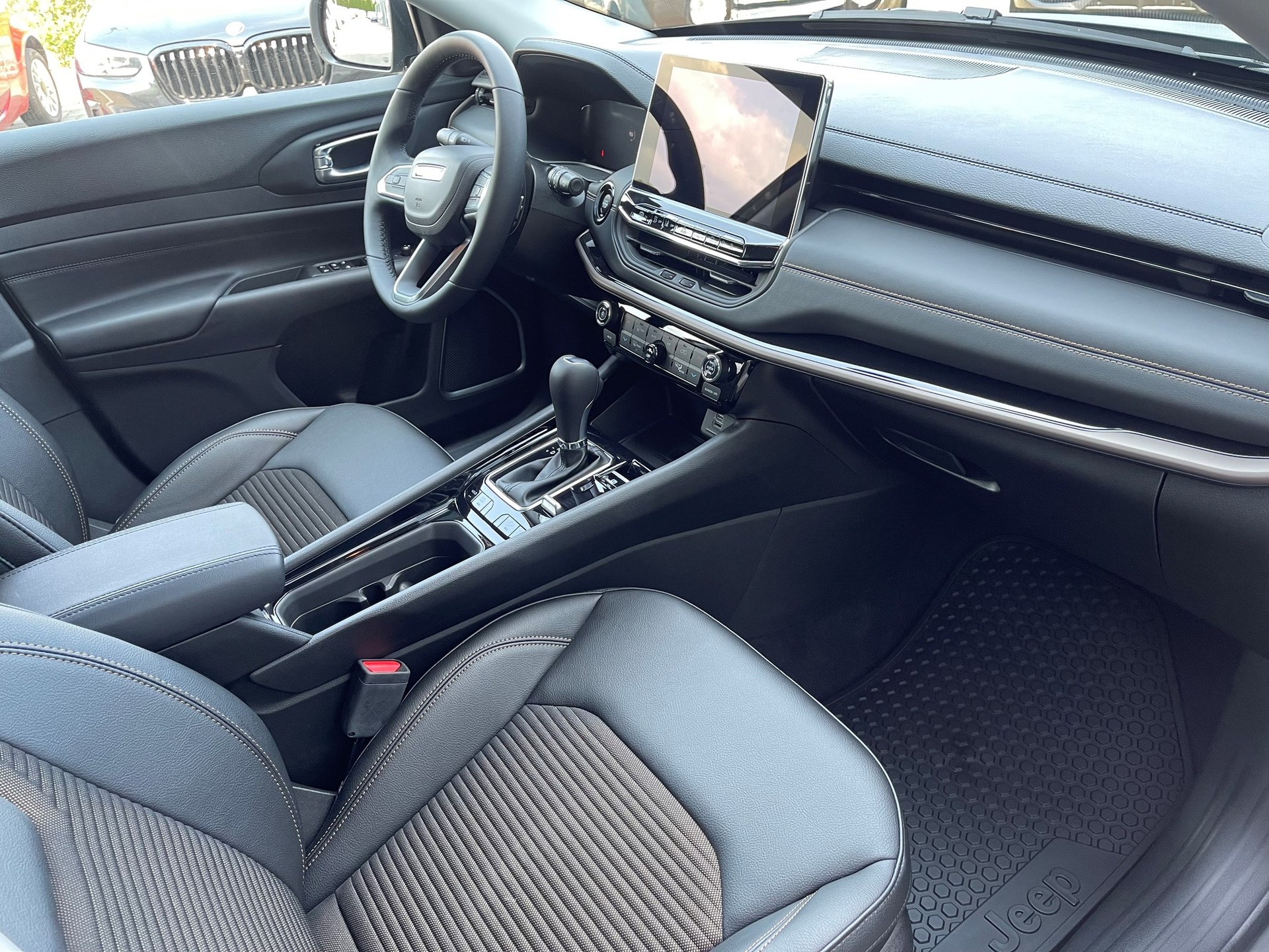 JEEP Compass 1.3 T PHEV T SOFT OUTDOOR-image-8