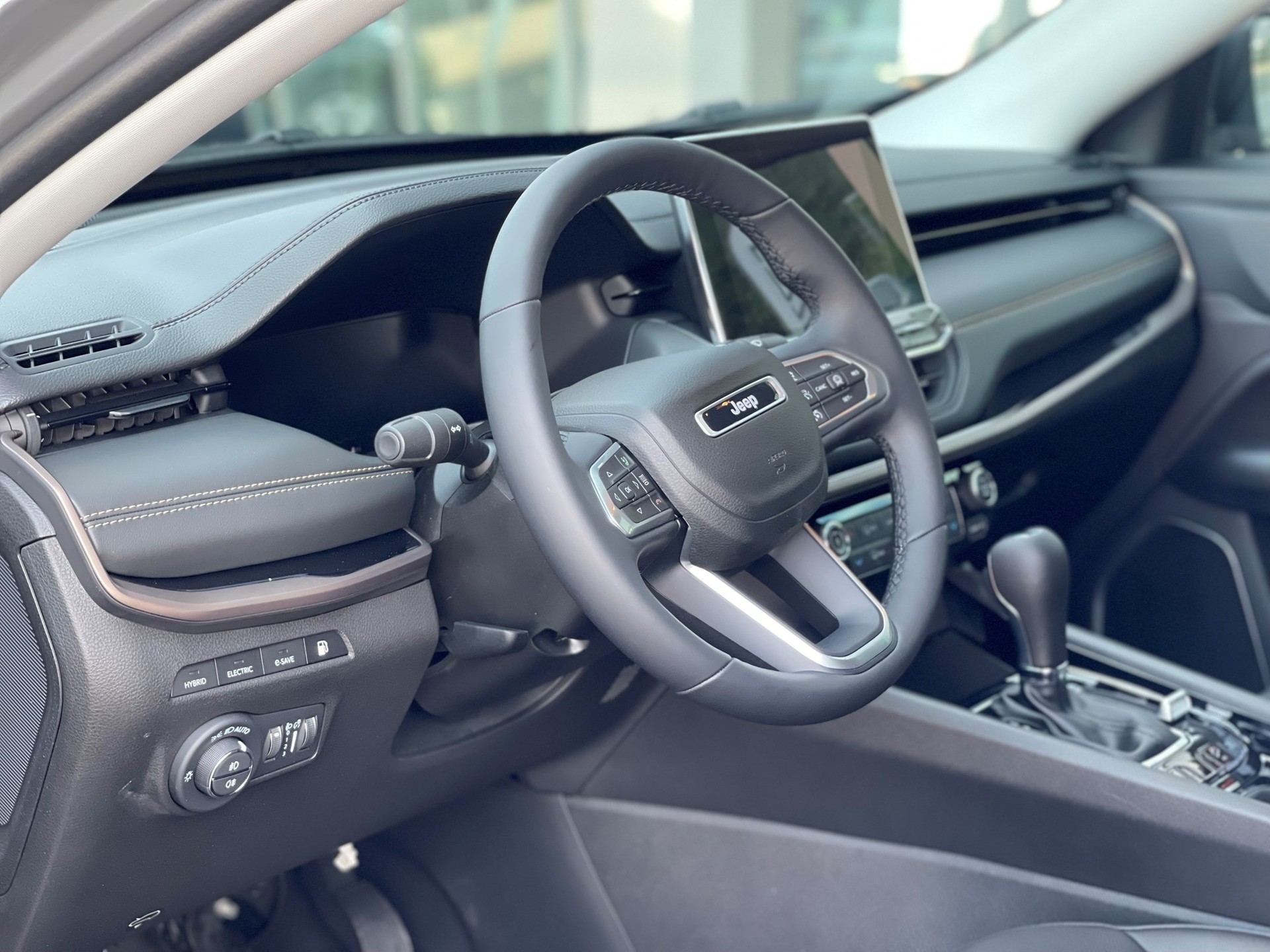 JEEP Compass 1.3 T PHEV T SOFT OUTDOOR-image-5
