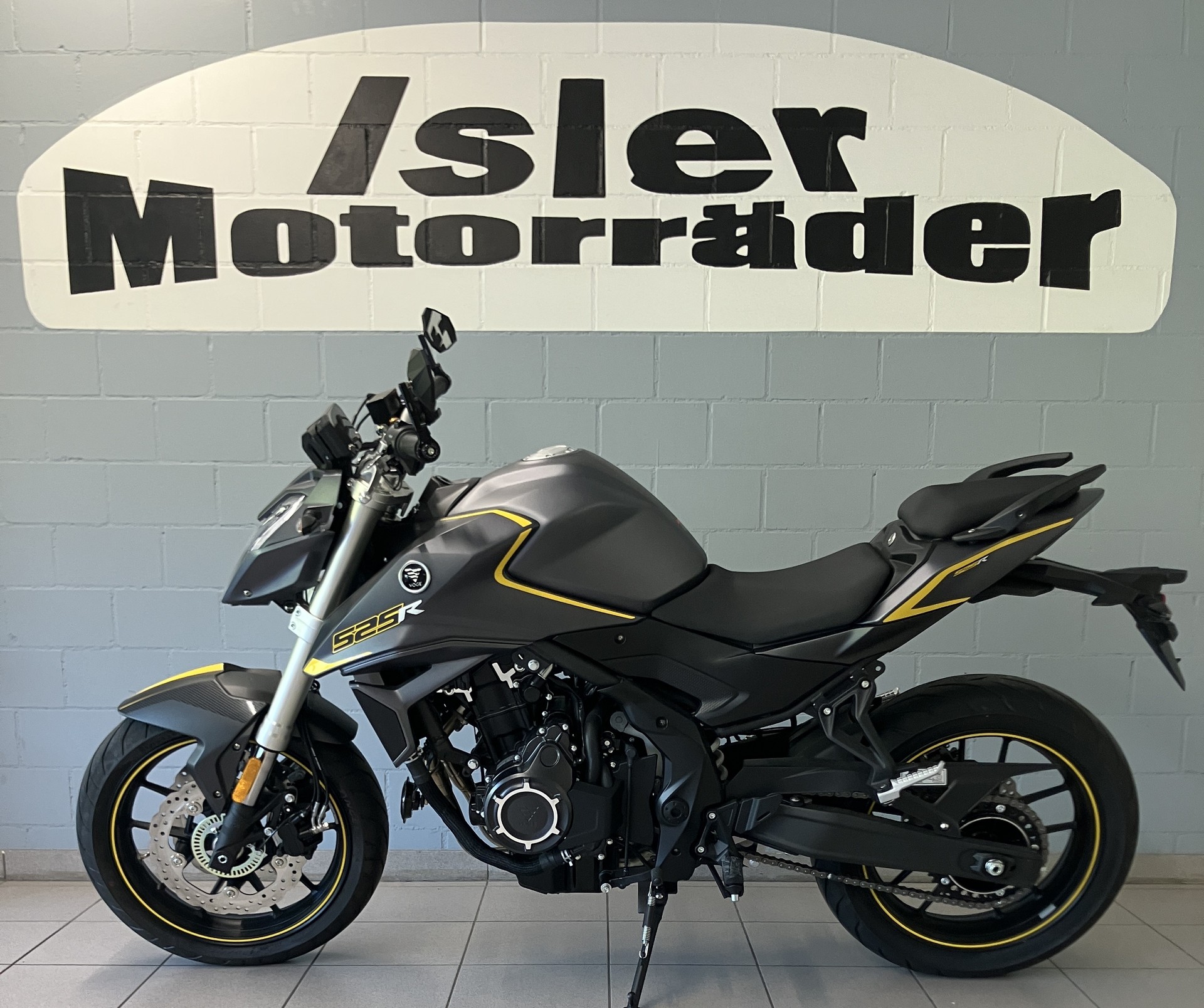 VOGE NAKED 525R ISLER SPEZIAL-image-2
