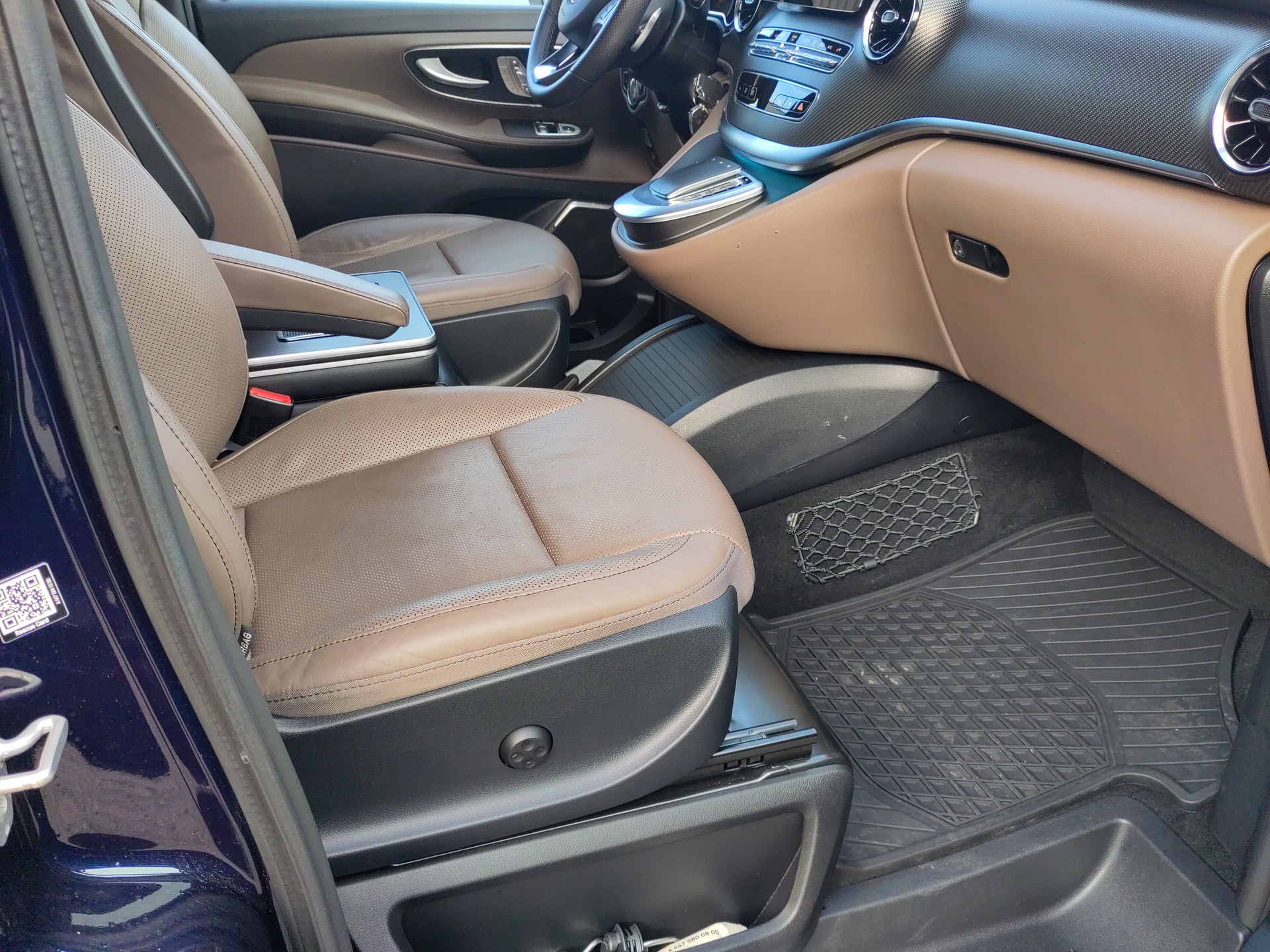 MERCEDES-BENZ V 300 d lang Avantgarde 4Matic 9G-Tronic-image-5