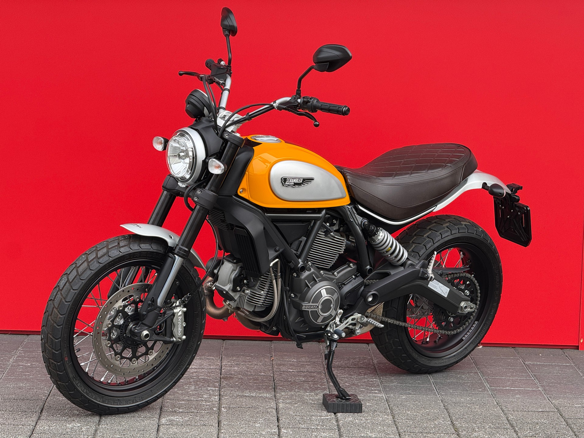 DUCATI Classic-image-10