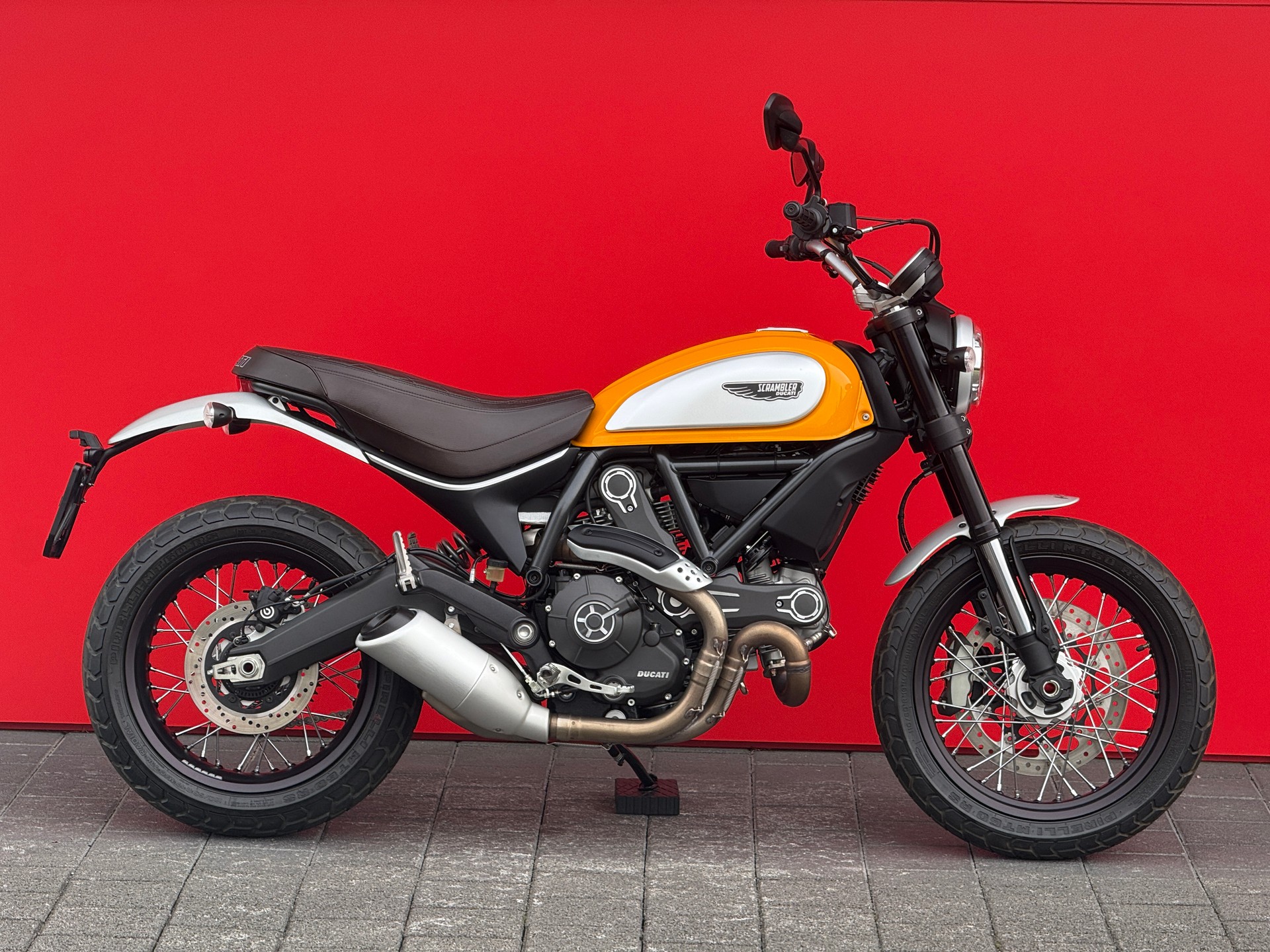 DUCATI Classic