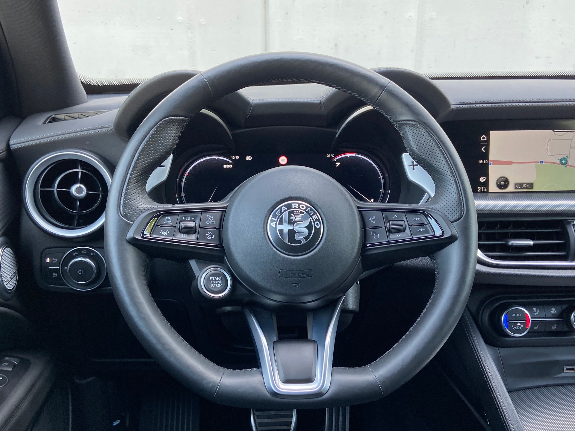 ALFA ROMEO Stelvio 2.2 JTDM Veloce Pack Premium Q4 AT8-image-9