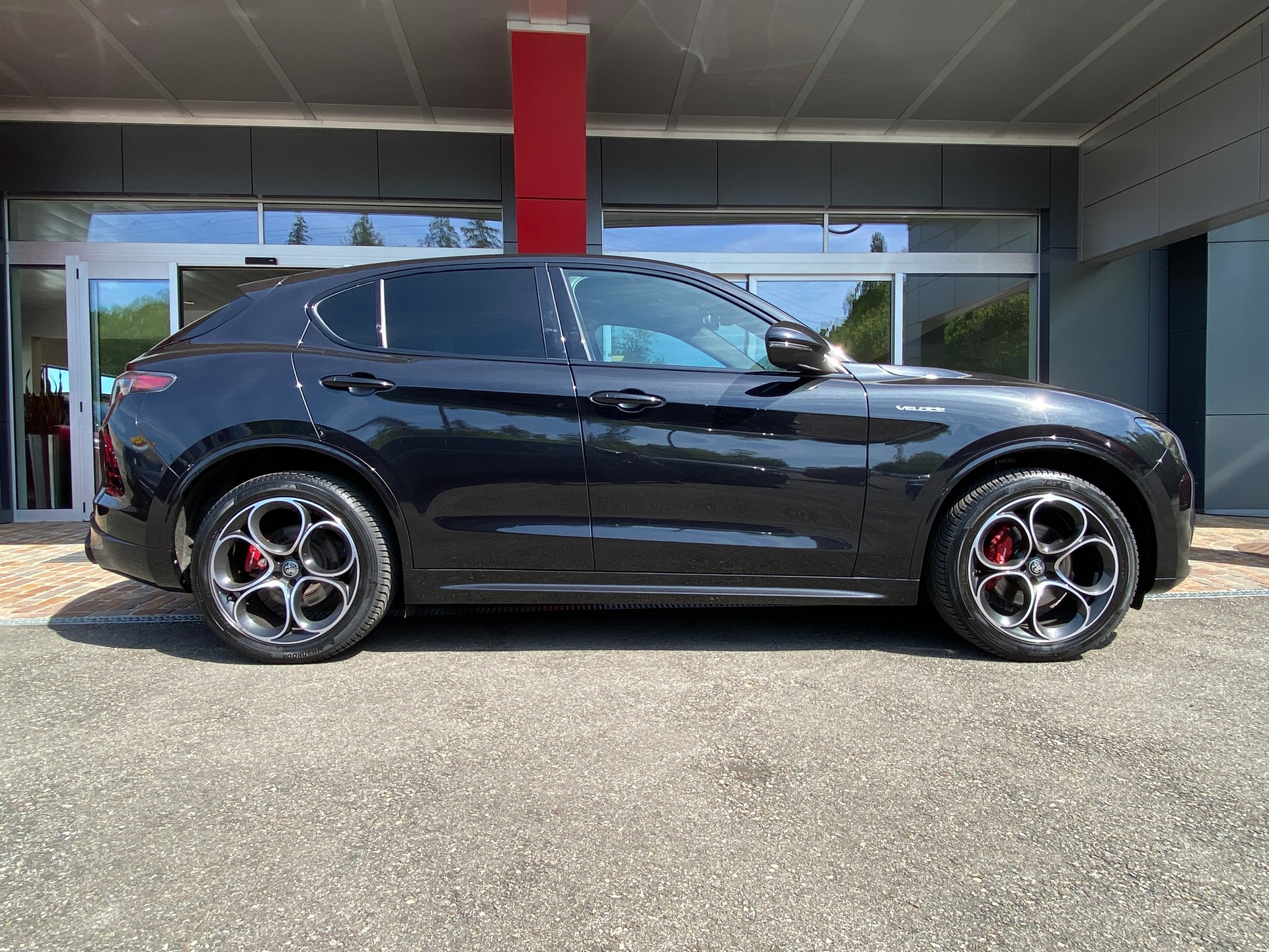 ALFA ROMEO Stelvio 2.2 JTDM Veloce Pack Premium Q4 AT8-image-16