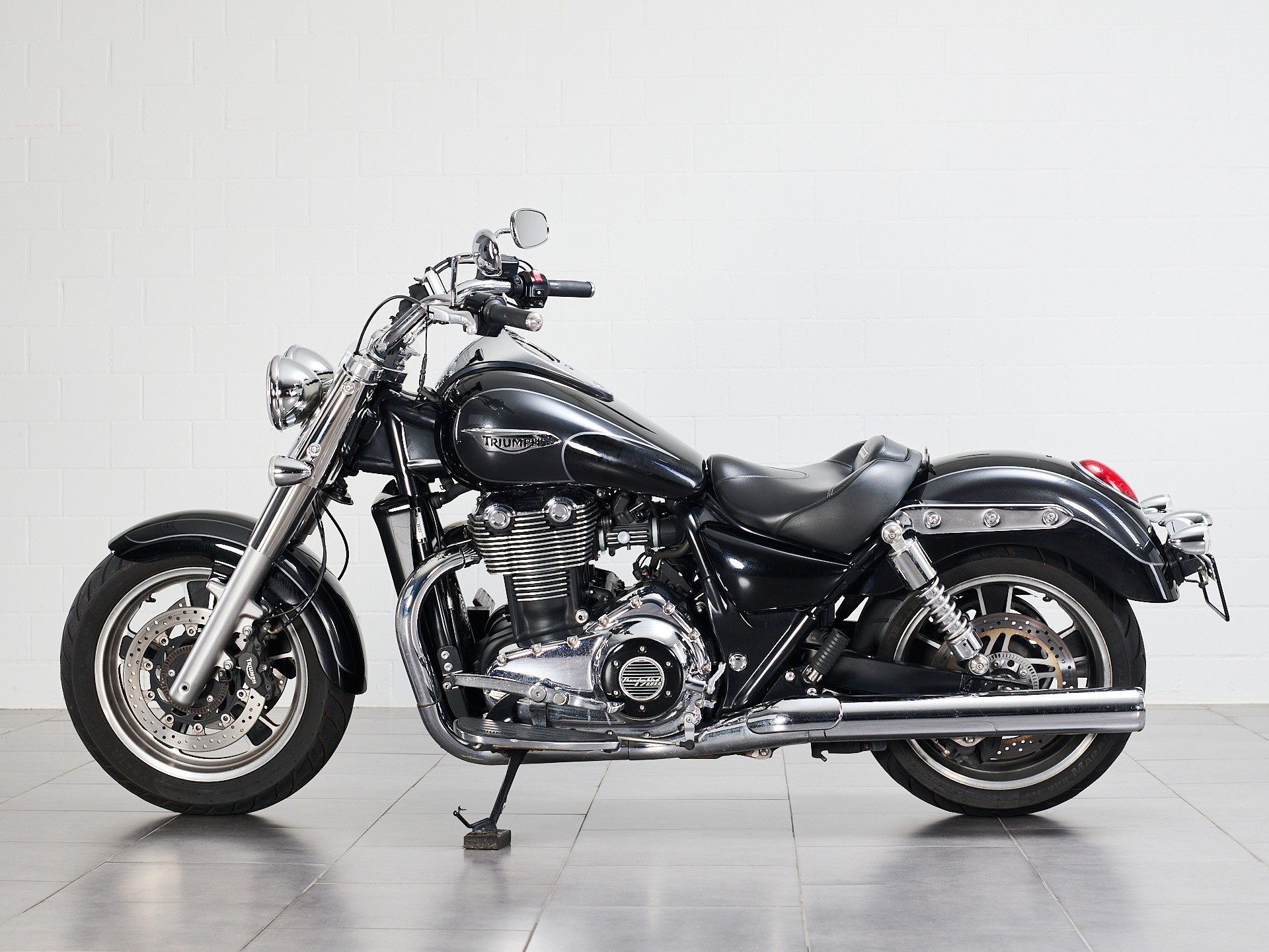 TRIUMPH Thunderbird Commander 1700 ABS-showroom-element-2