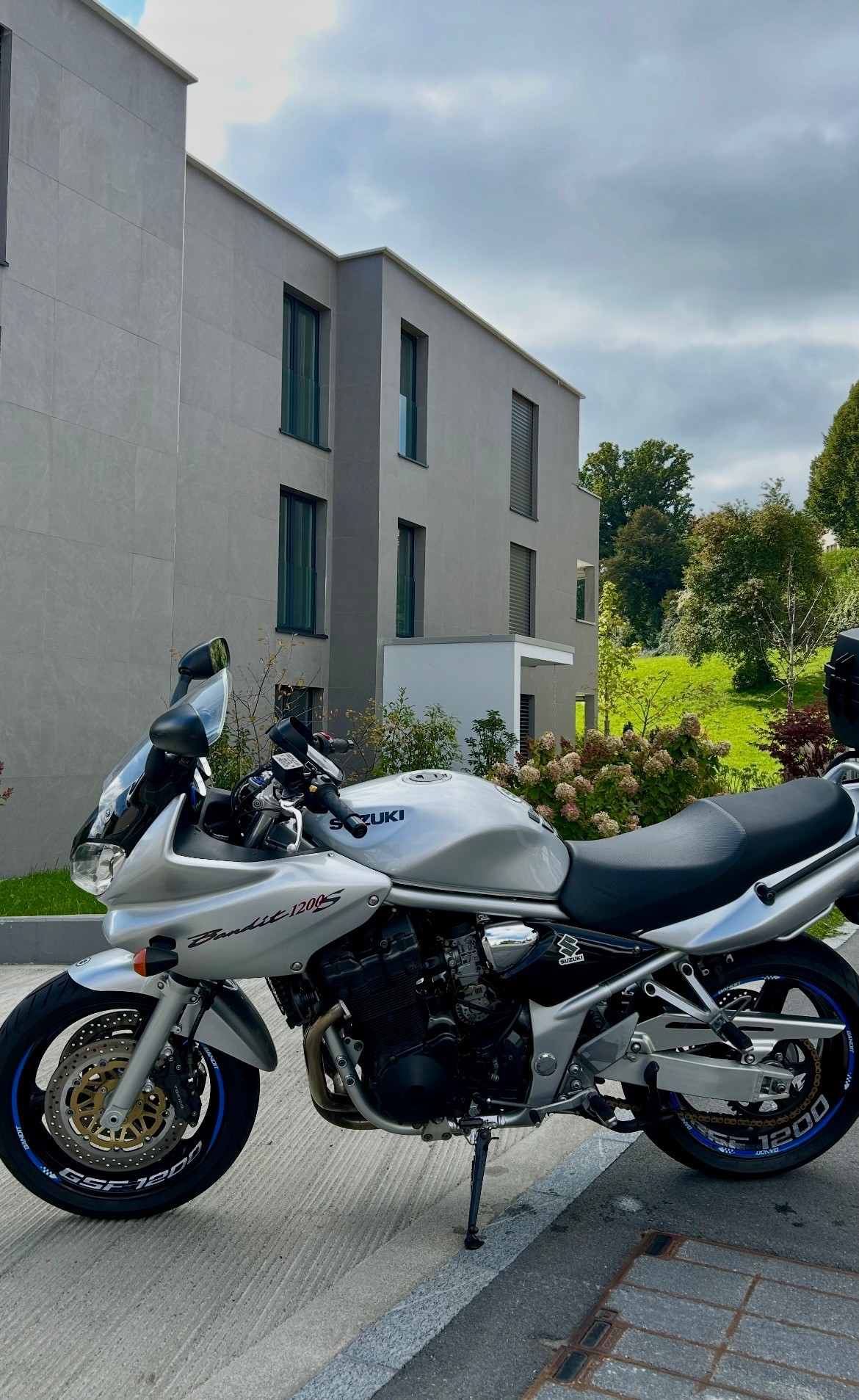 SUZUKI Suzuki Bandit GSF 1200 S