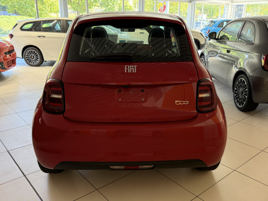 FIAT 500 el 87 kW Cult Edition-image-2