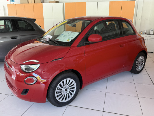 FIAT 500 el 87 kW Cult Edition-image-0