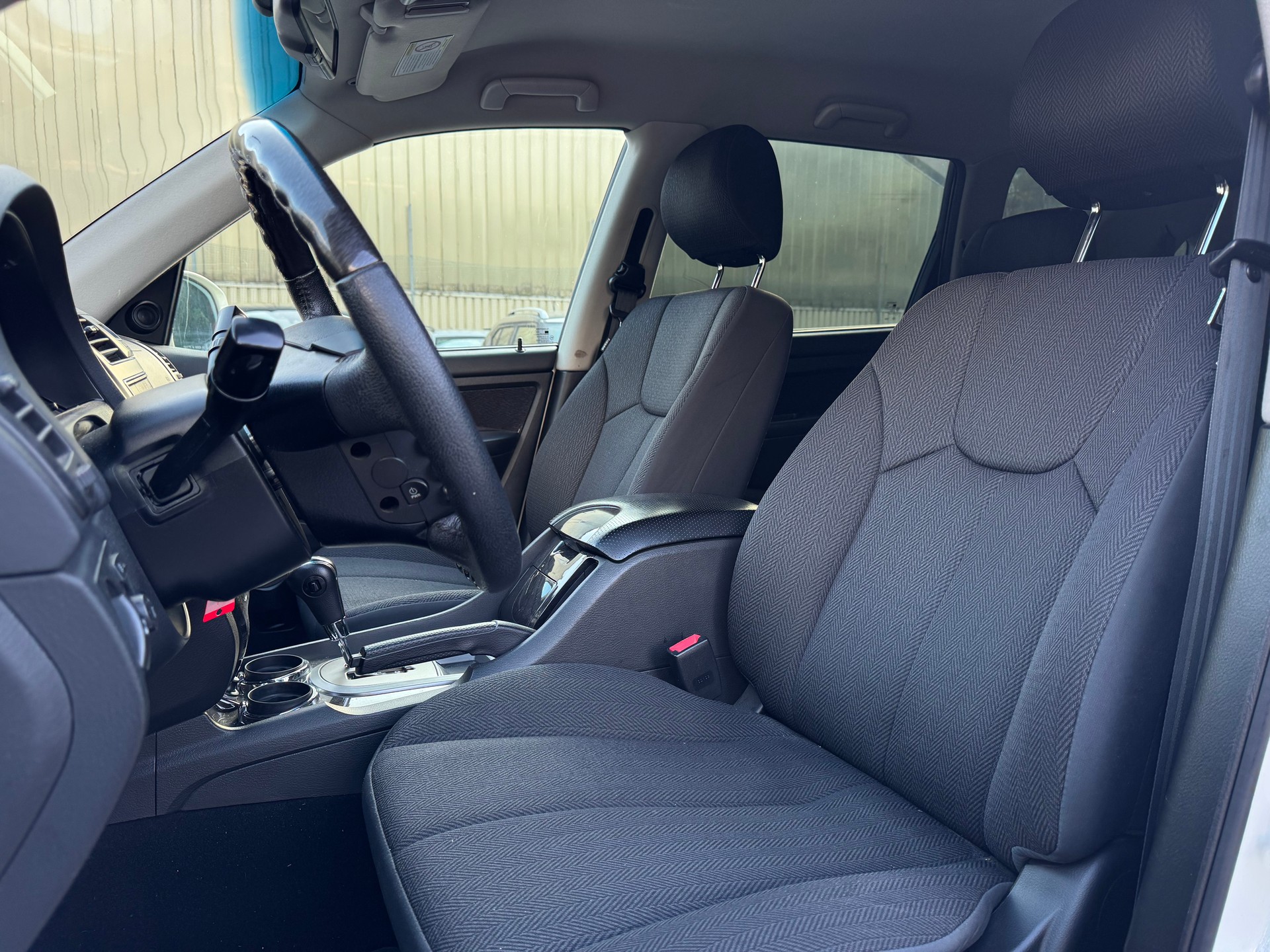KGM-SsangYong Rexton RX200 e-XDi Sapphire 4WD Automatic-image-9