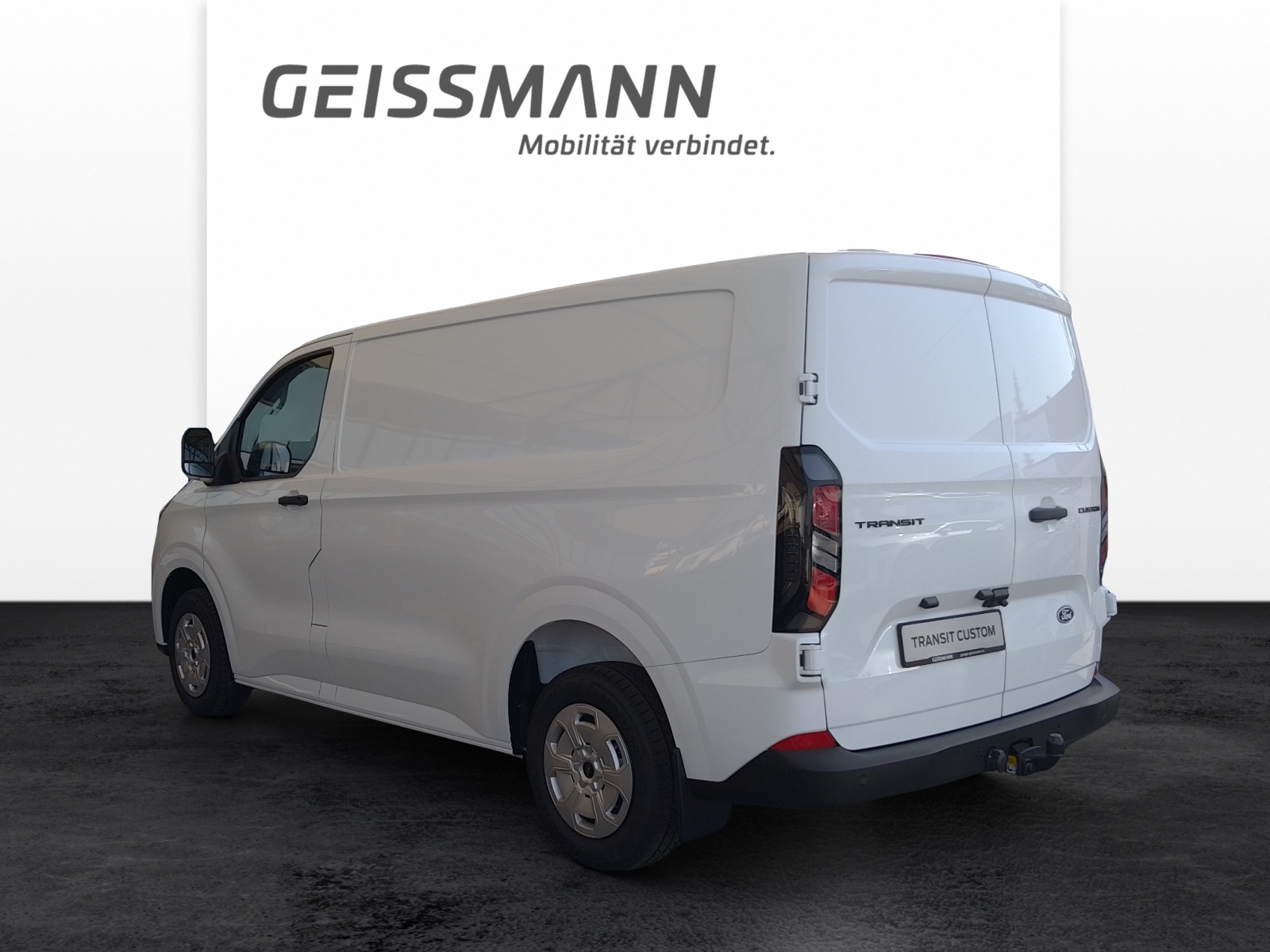FORD Transit Custom Van 320 L1 2.0 EcoBlue 136 Trend-image-2