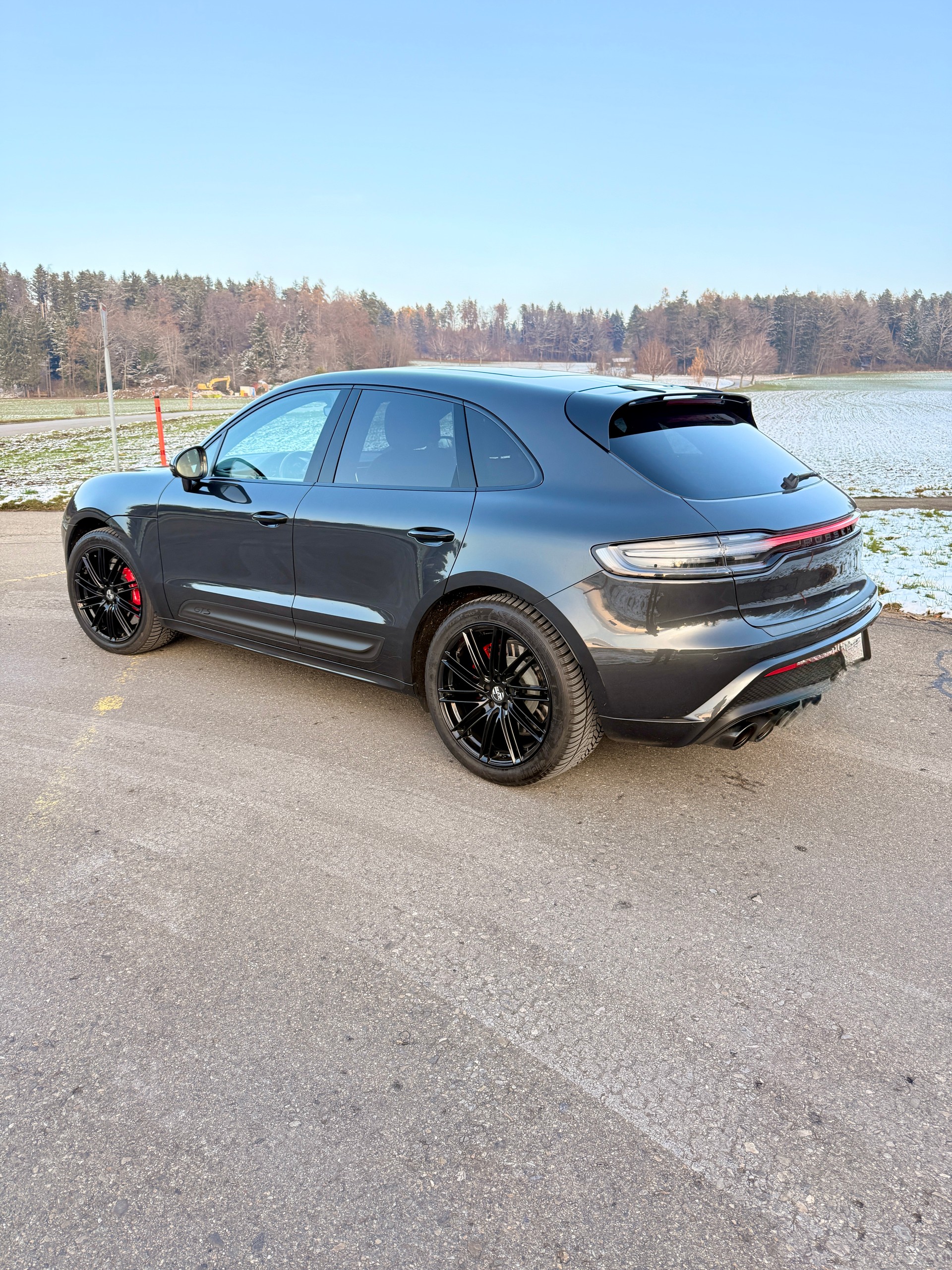 PORSCHE Macan GTS PDK-image-1