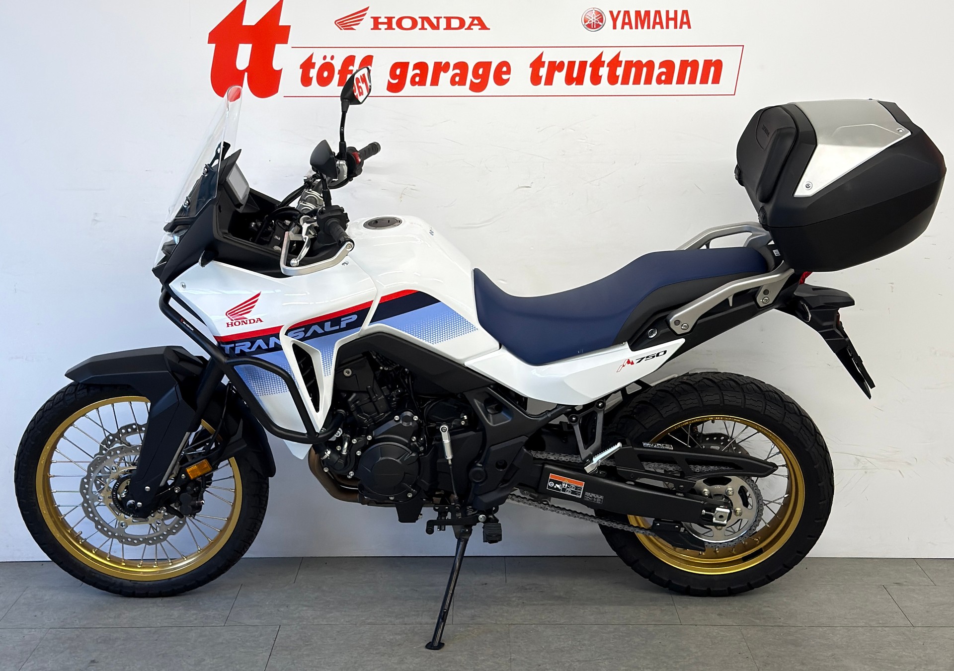 HONDA XL 750 Transalp-showroom-element-1