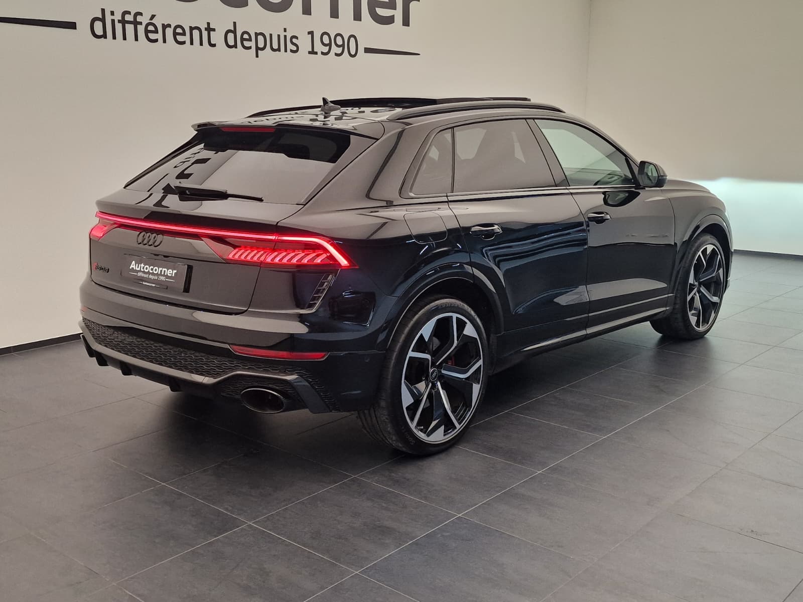 AUDI RSQ8 quattro tiptronic-image-6