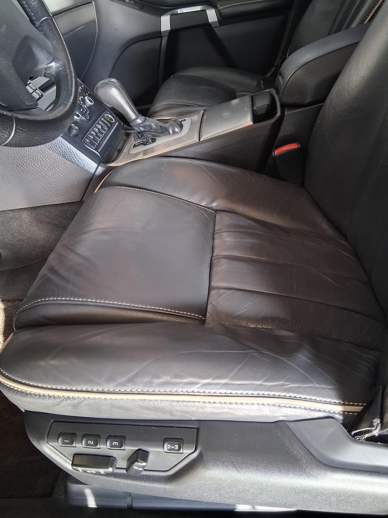 VOLVO XC90 2.4D5 Executive 7P. AWD-image-11