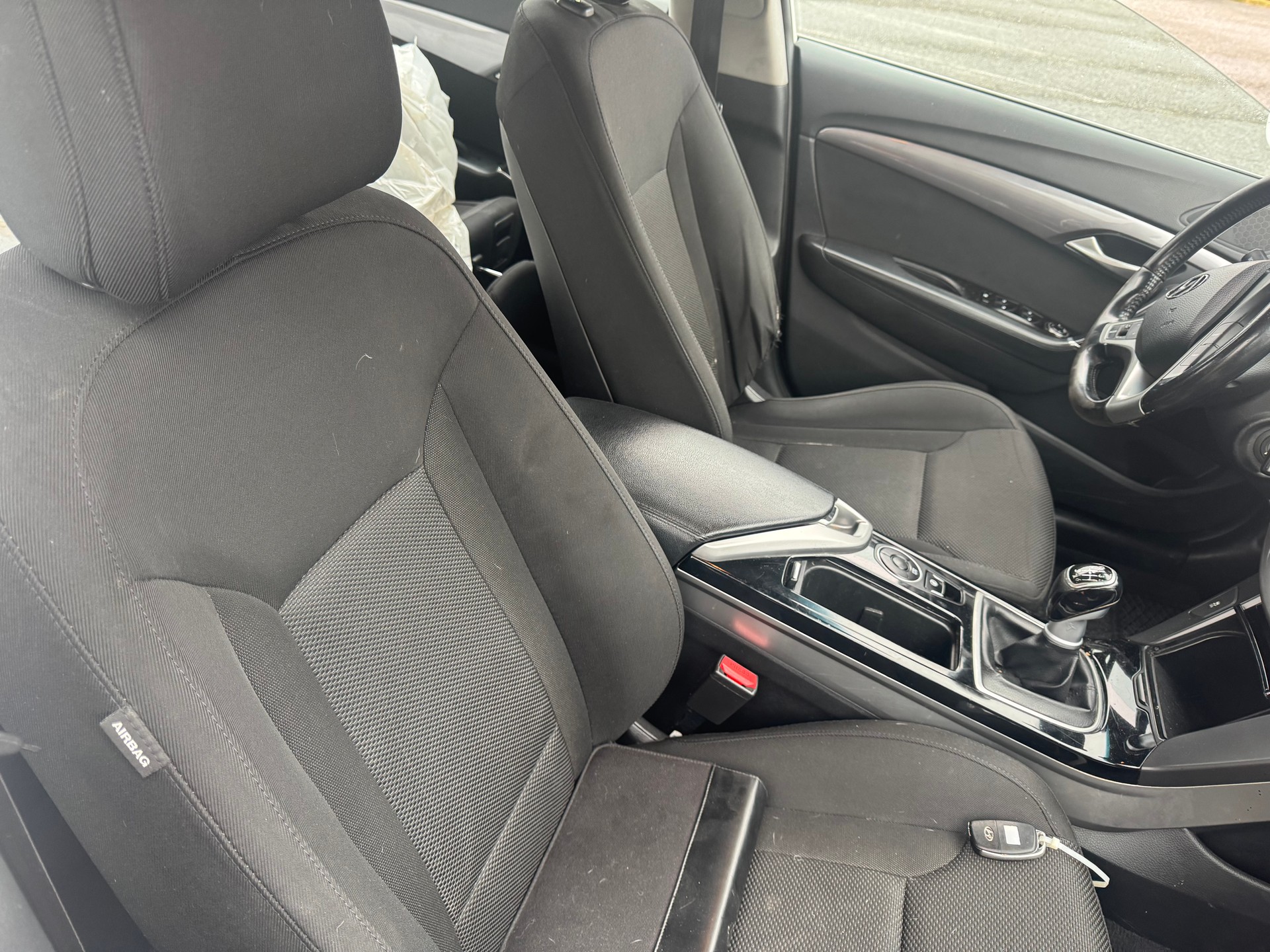 HYUNDAI i40 Wagon 1.6 GDI ISG Comfort-image-5