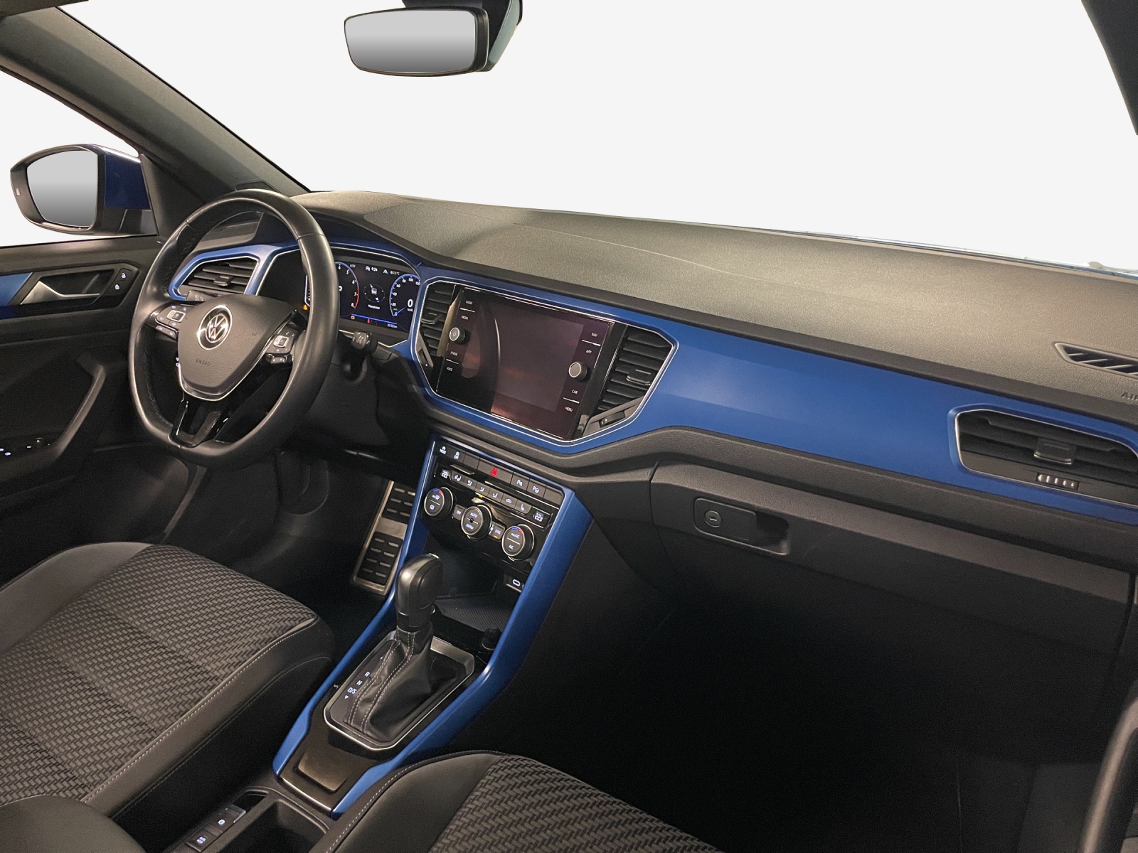 VW T-Roc Cabriolet 1.5 TSI EVO R-Line DSG-image-13