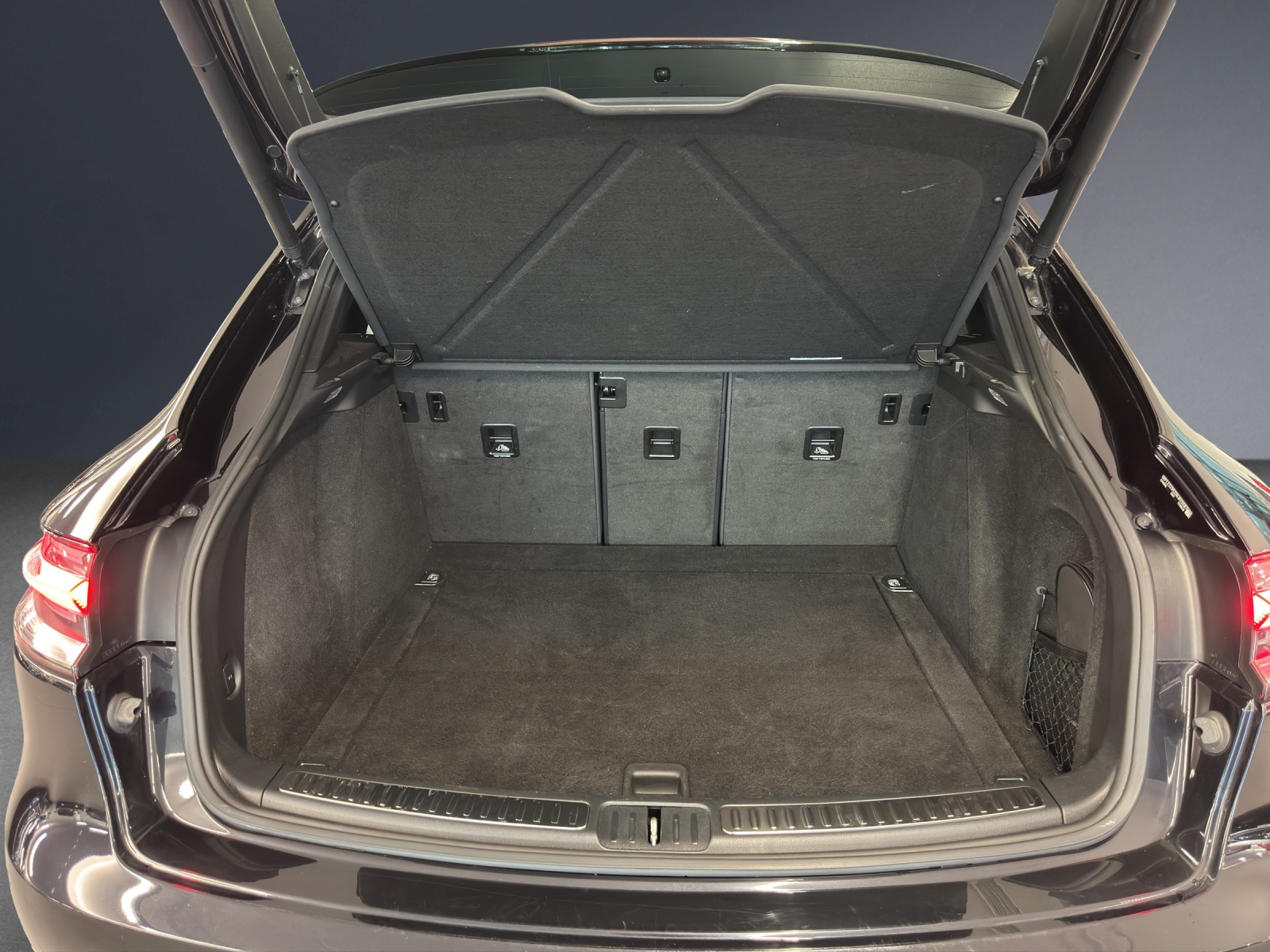 PORSCHE Macan PDK-image-13