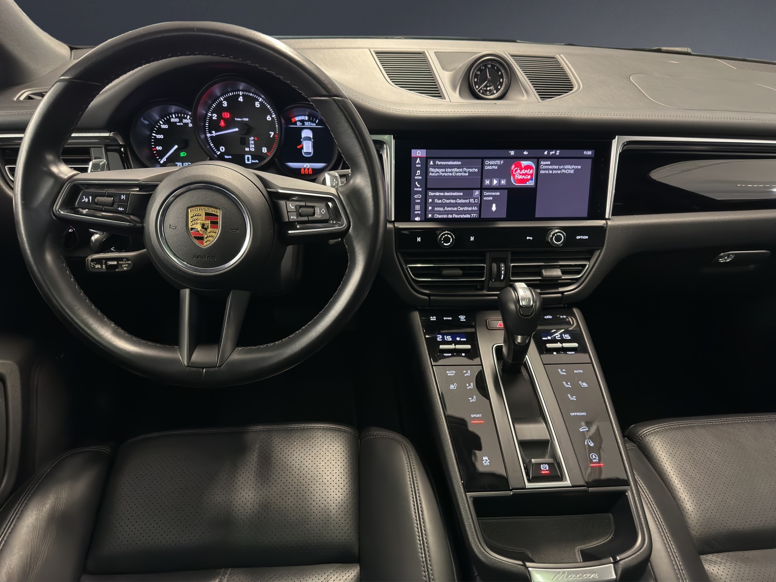 PORSCHE Macan PDK-image-7