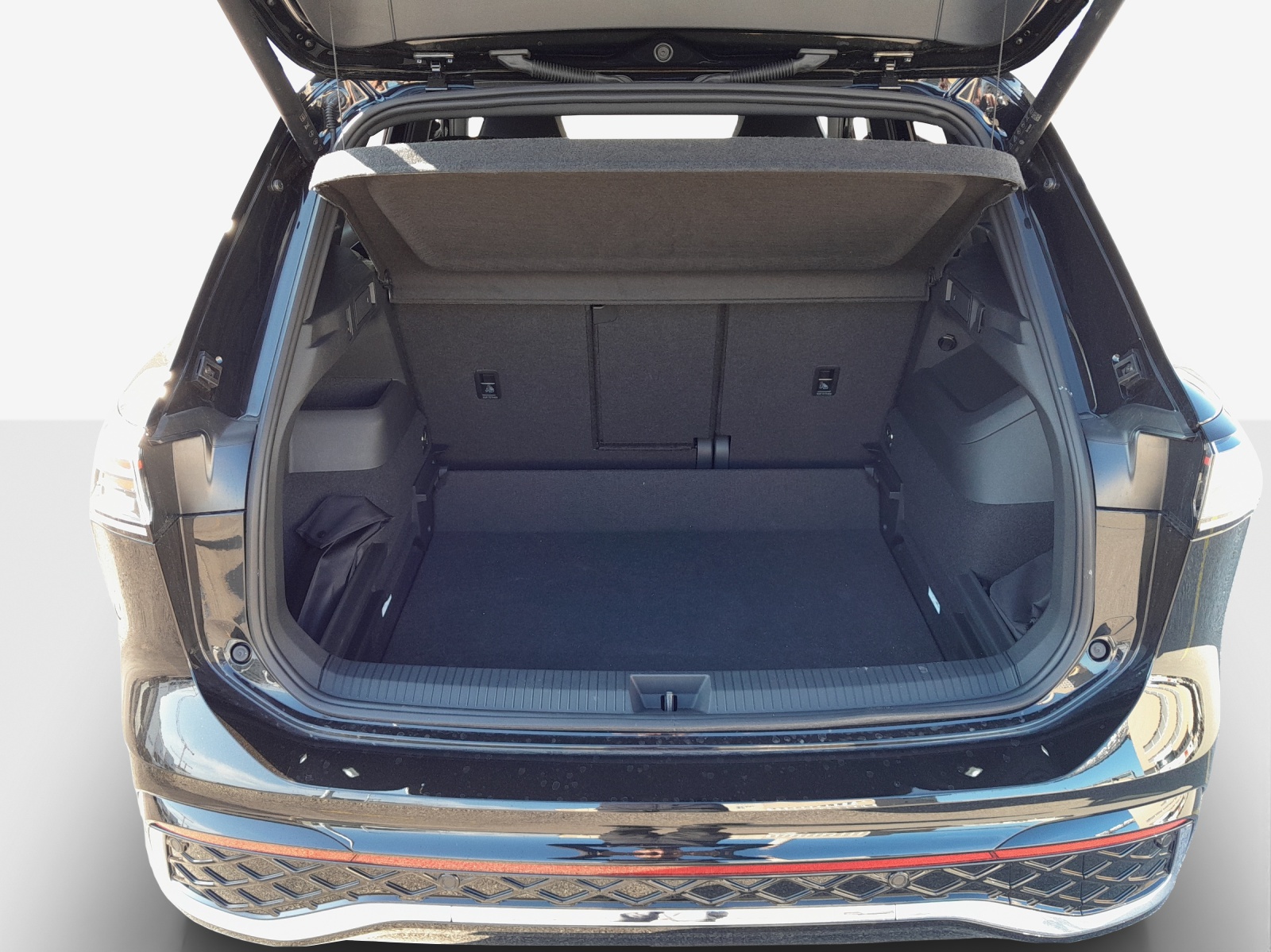 VW Tiguan 2.0 TDI SCR R-Line 4Motion DSG-image-12