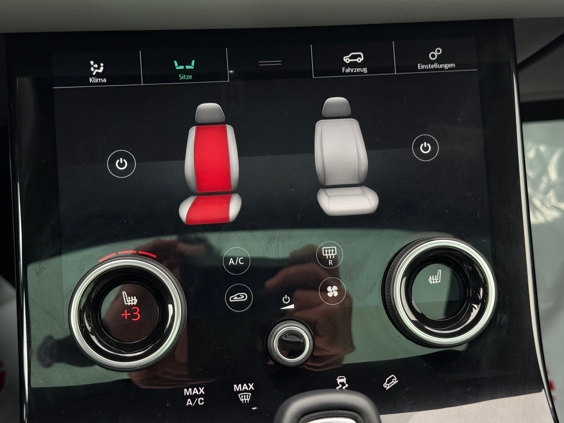 LAND ROVER Range Rover Evoque R-Dyn First Edi P 250 HSE AT9-image-20