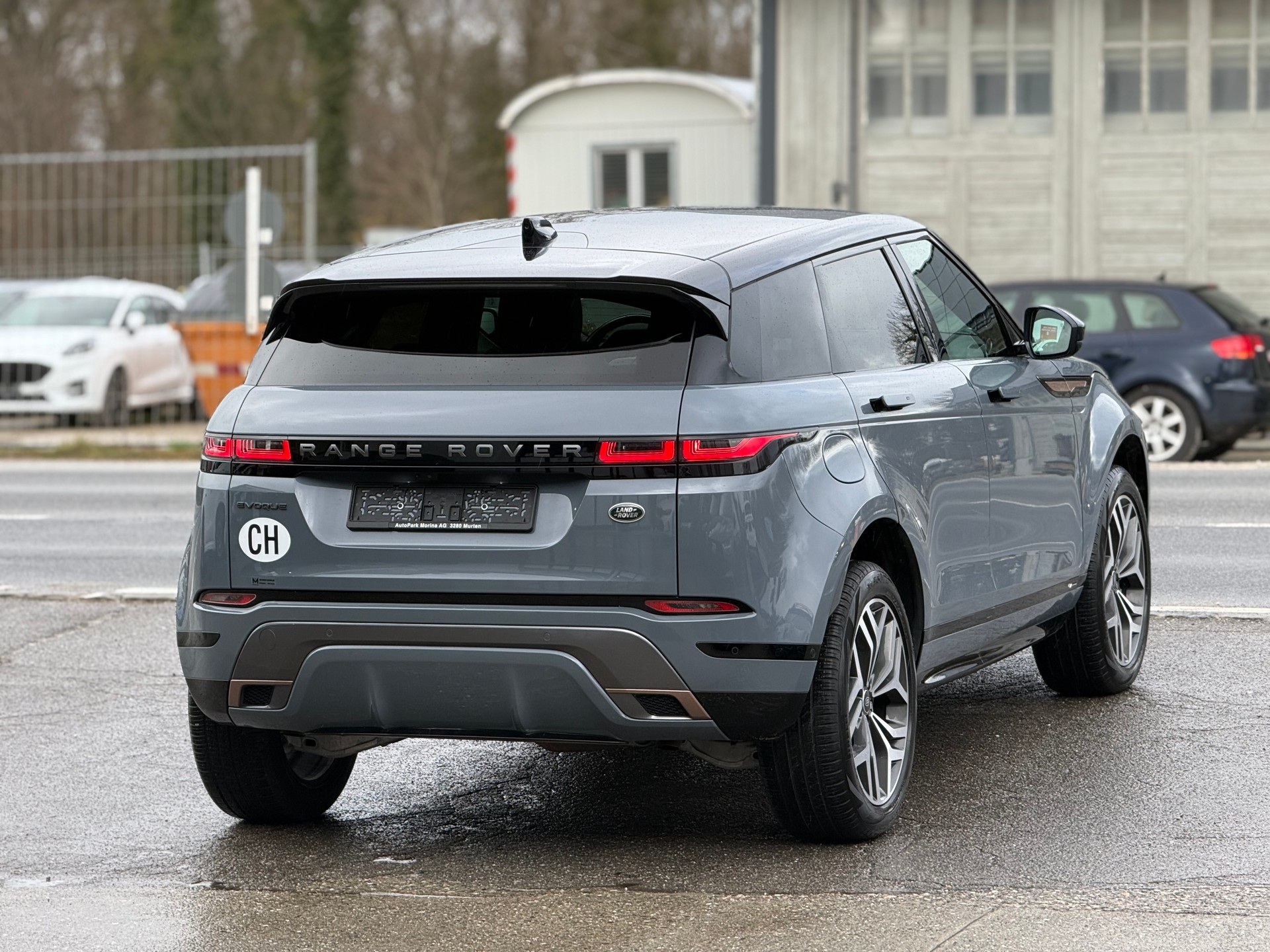 LAND ROVER Range Rover Evoque R-Dyn First Edi P 250 HSE AT9-image-4