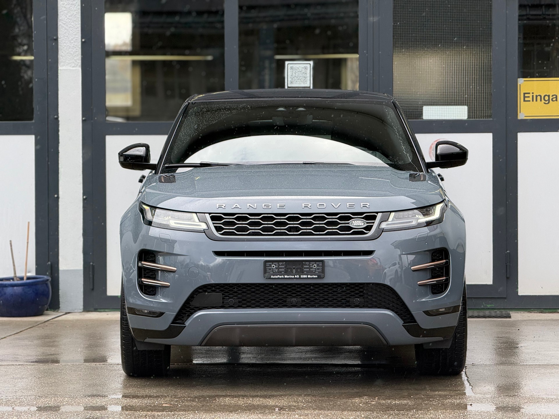 LAND ROVER Range Rover Evoque R-Dyn First Edi P 250 HSE AT9-image-2
