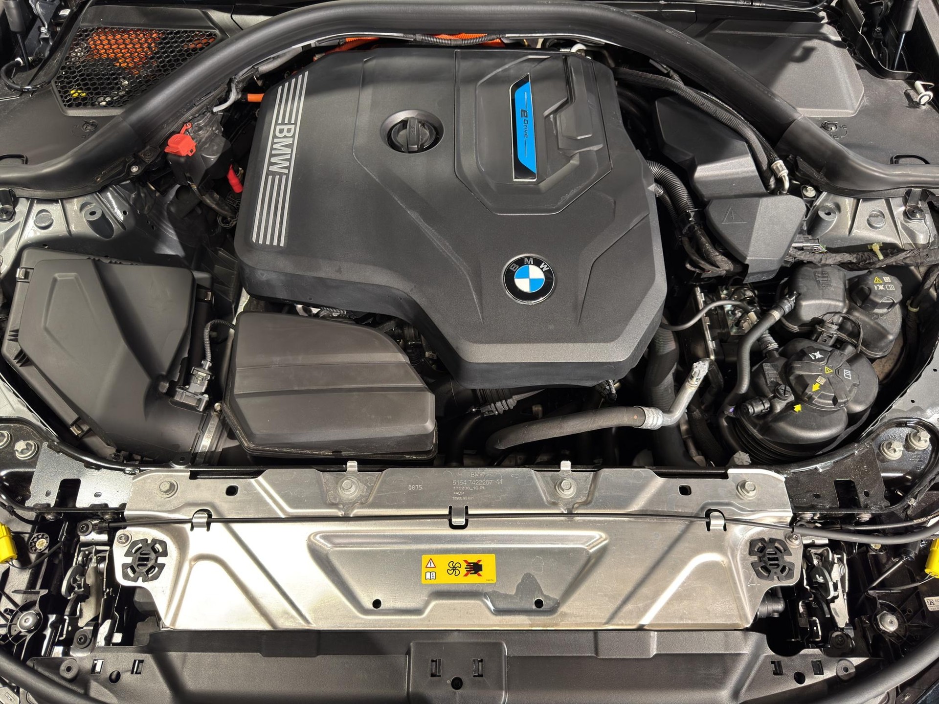BMW 330e xDrive M Sport Touring M Sport-image-21