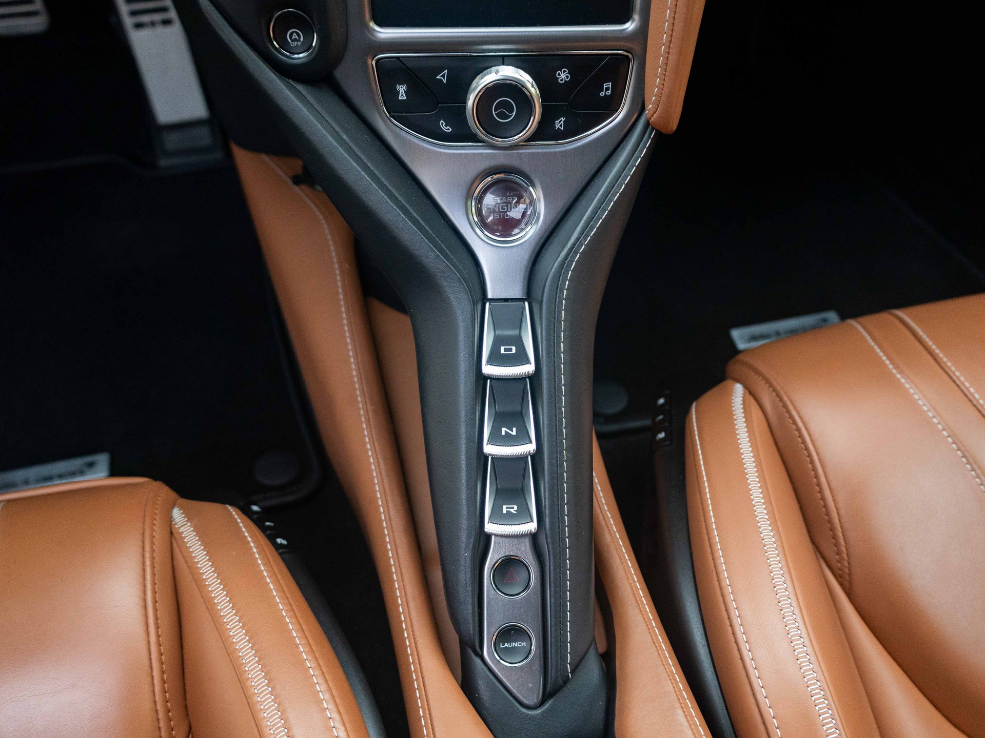 McLAREN 720S Coupé 4.0 V8 SSG-image-17