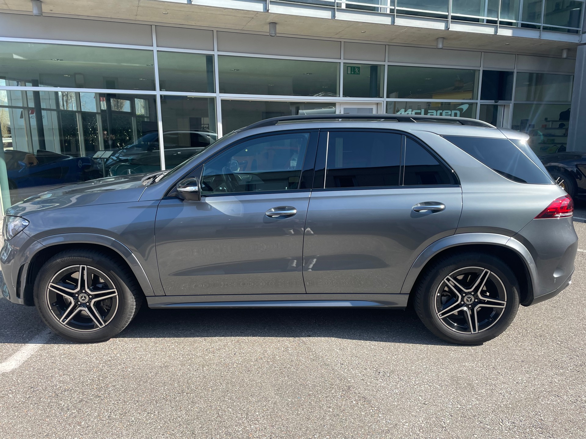 MERCEDES-BENZ GLE 450 4Matic AMG Line 9G-Tronic-image-1