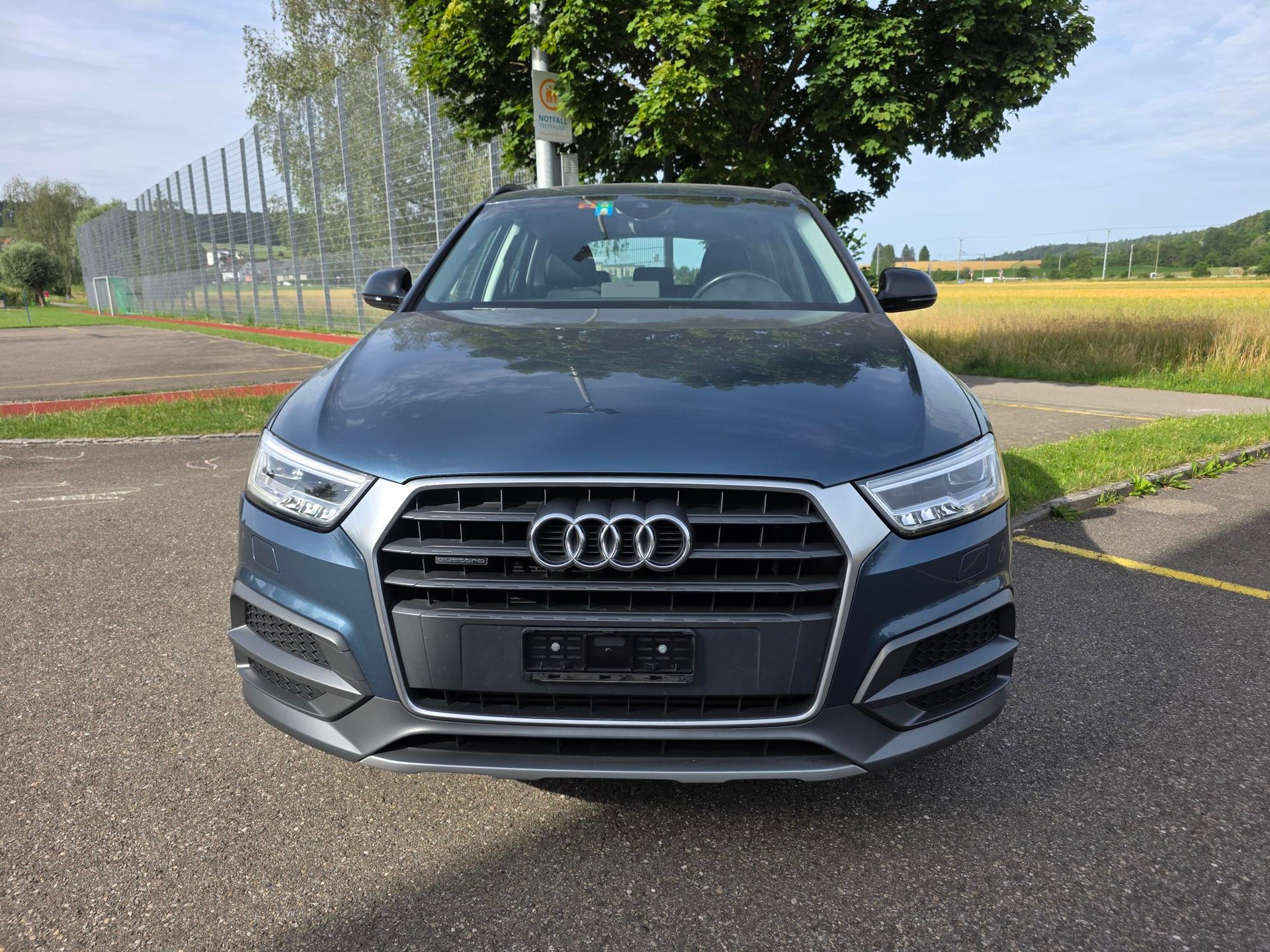 AUDI Q3 2.0 TFSI sport quattro S-tronic-image-1
