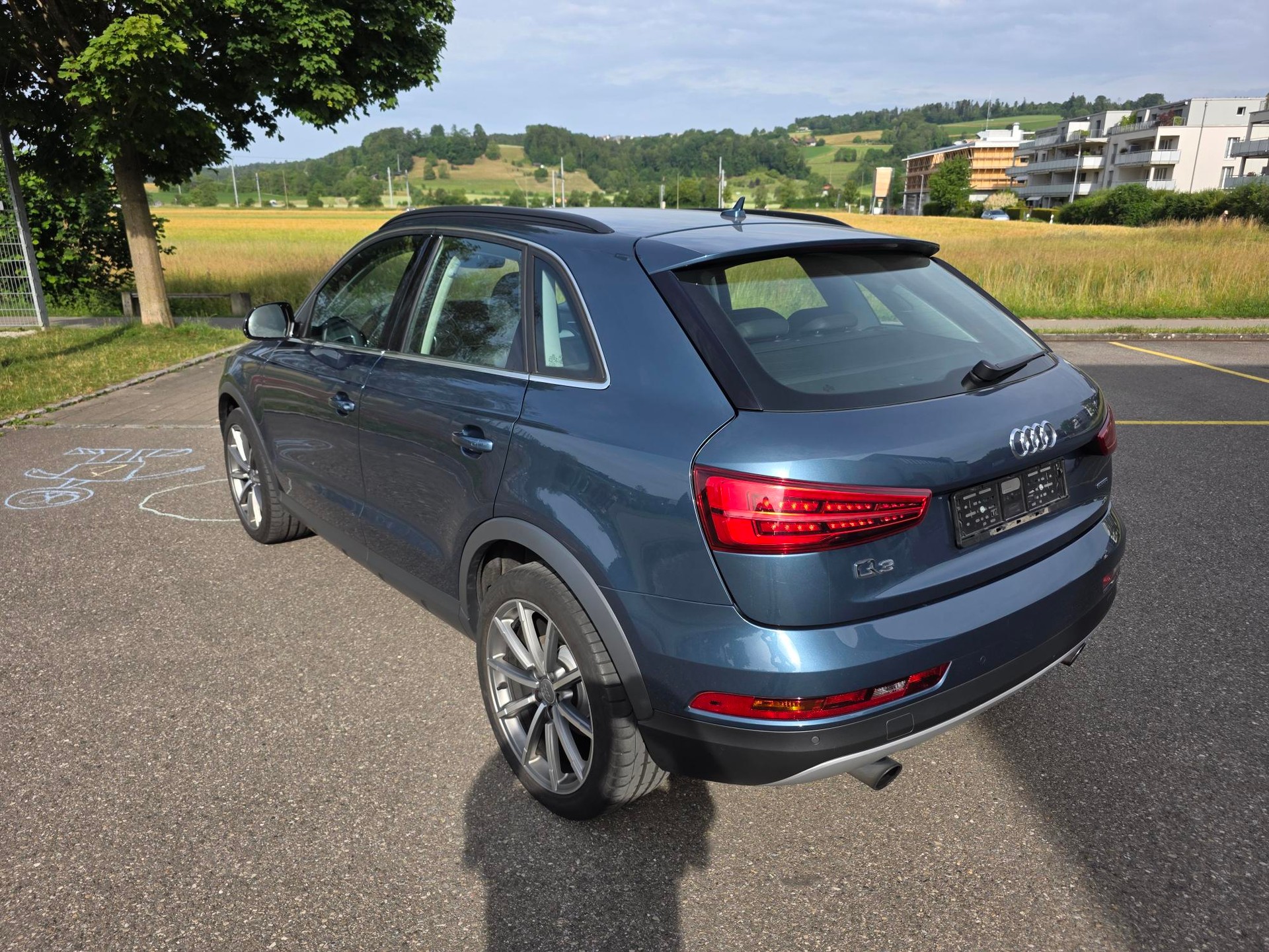 AUDI Q3 2.0 TFSI sport quattro S-tronic-image-5