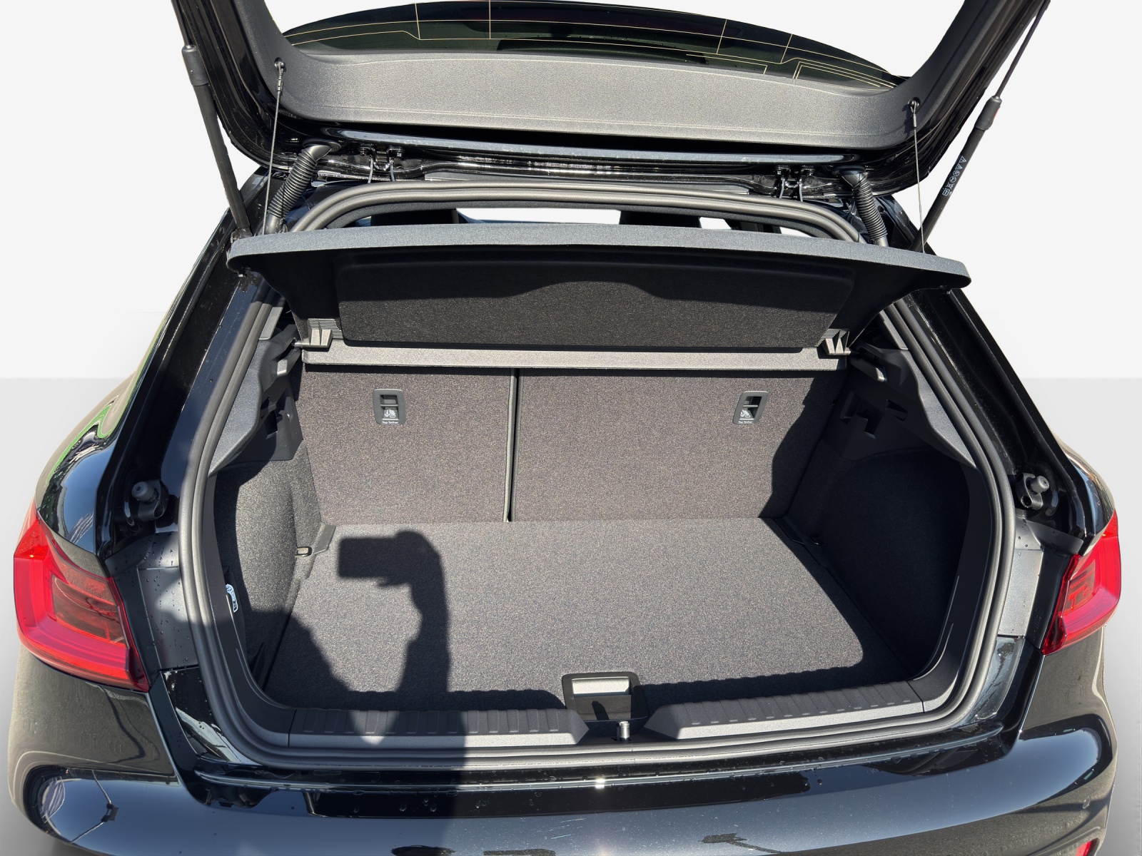 AUDI A1 Sportback 30 TFSI Attraction S-tronic-image-4
