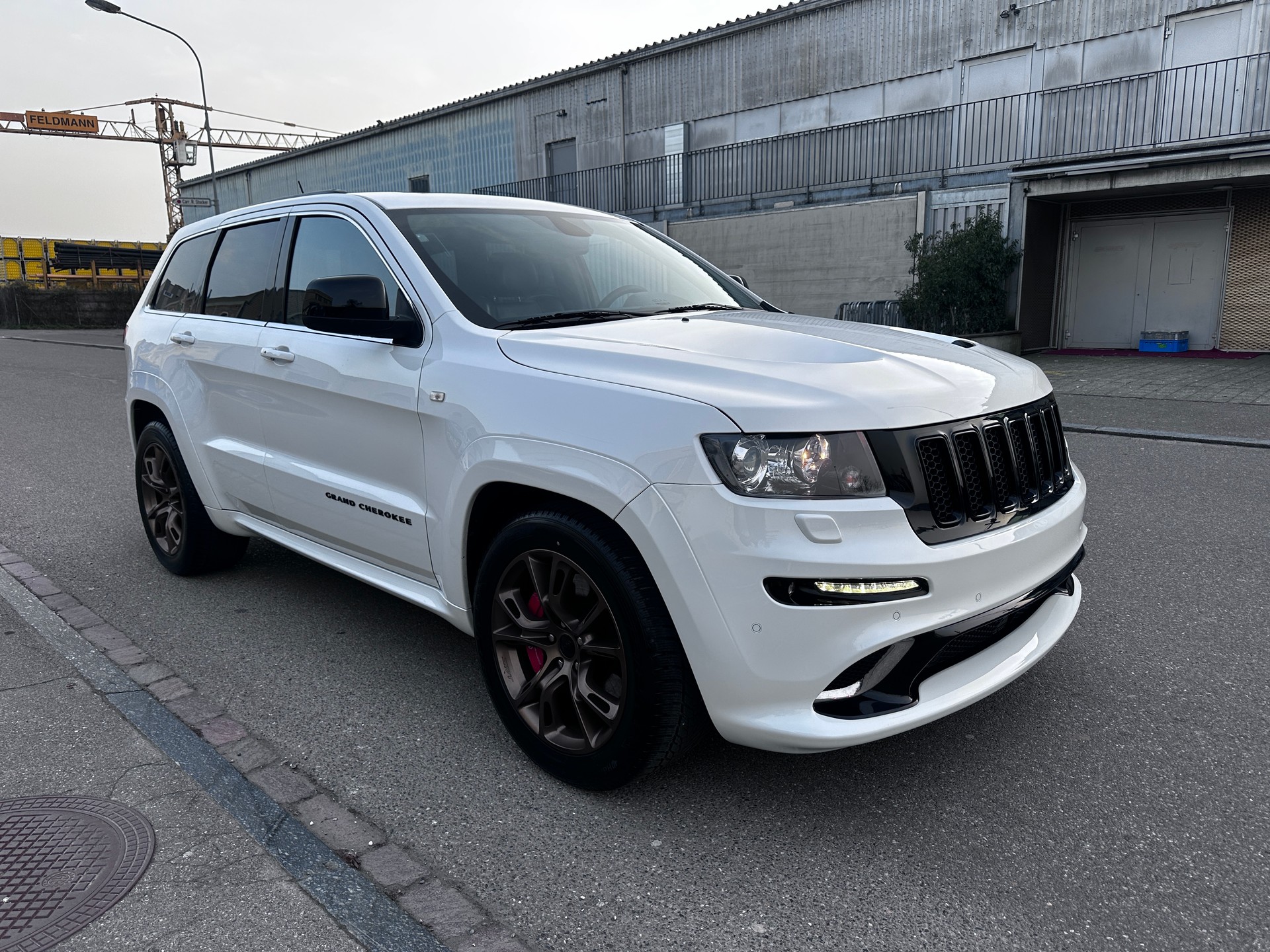JEEP Grand Cherokee 6.4 SRT8 Automatic-image-3