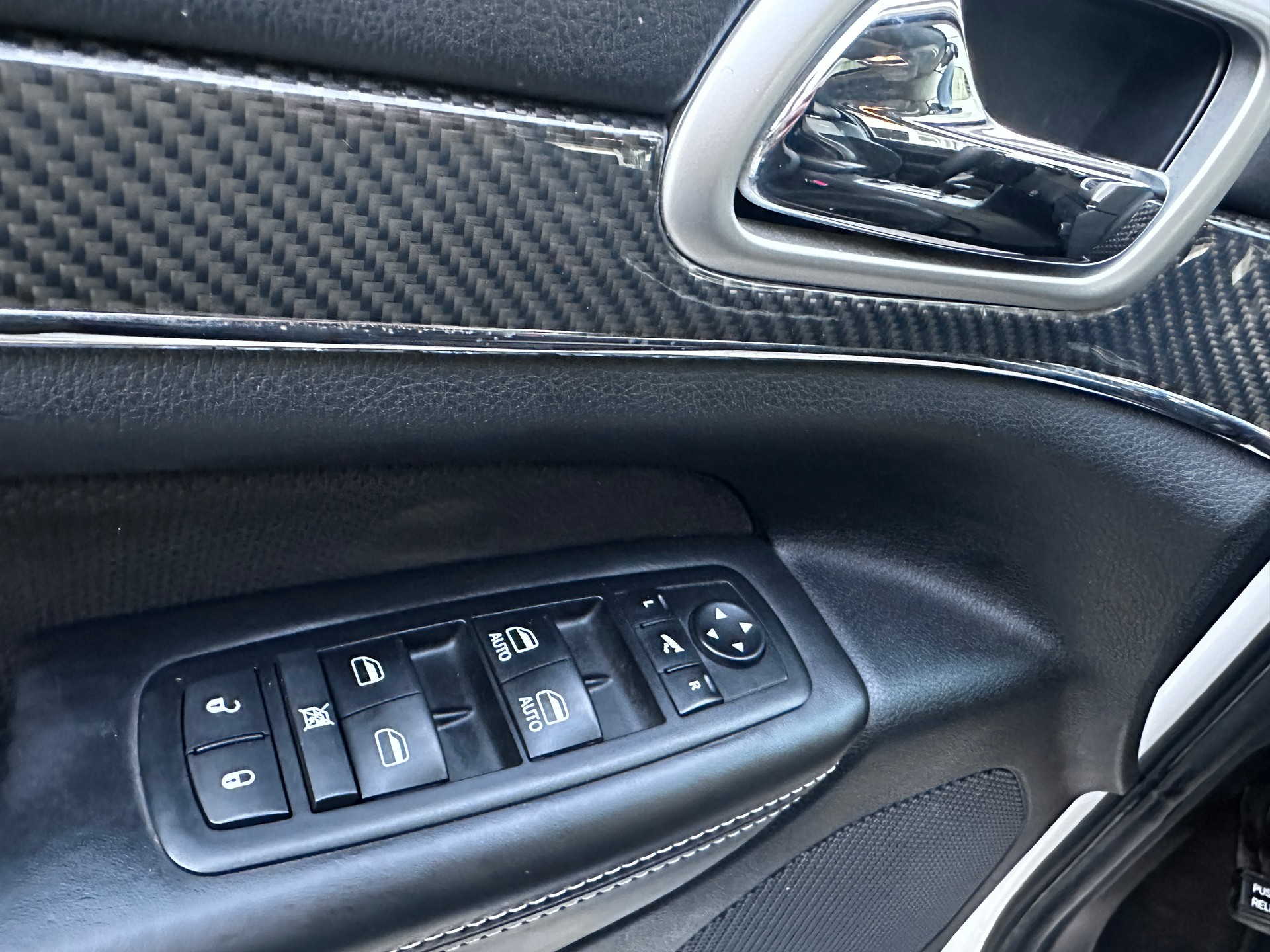 JEEP Grand Cherokee 6.4 SRT8 Automatic-image-8
